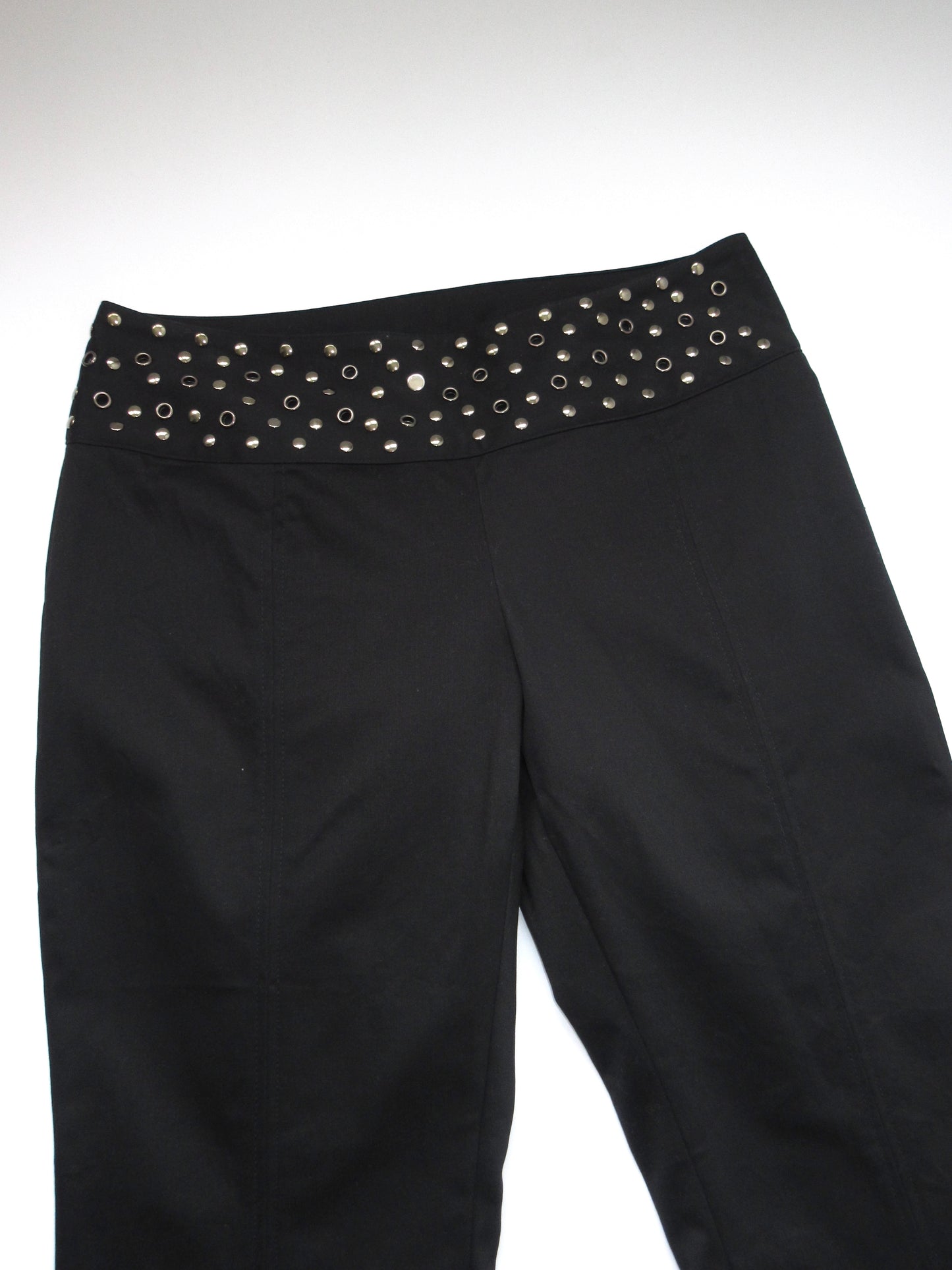 studs belt design capri pants
