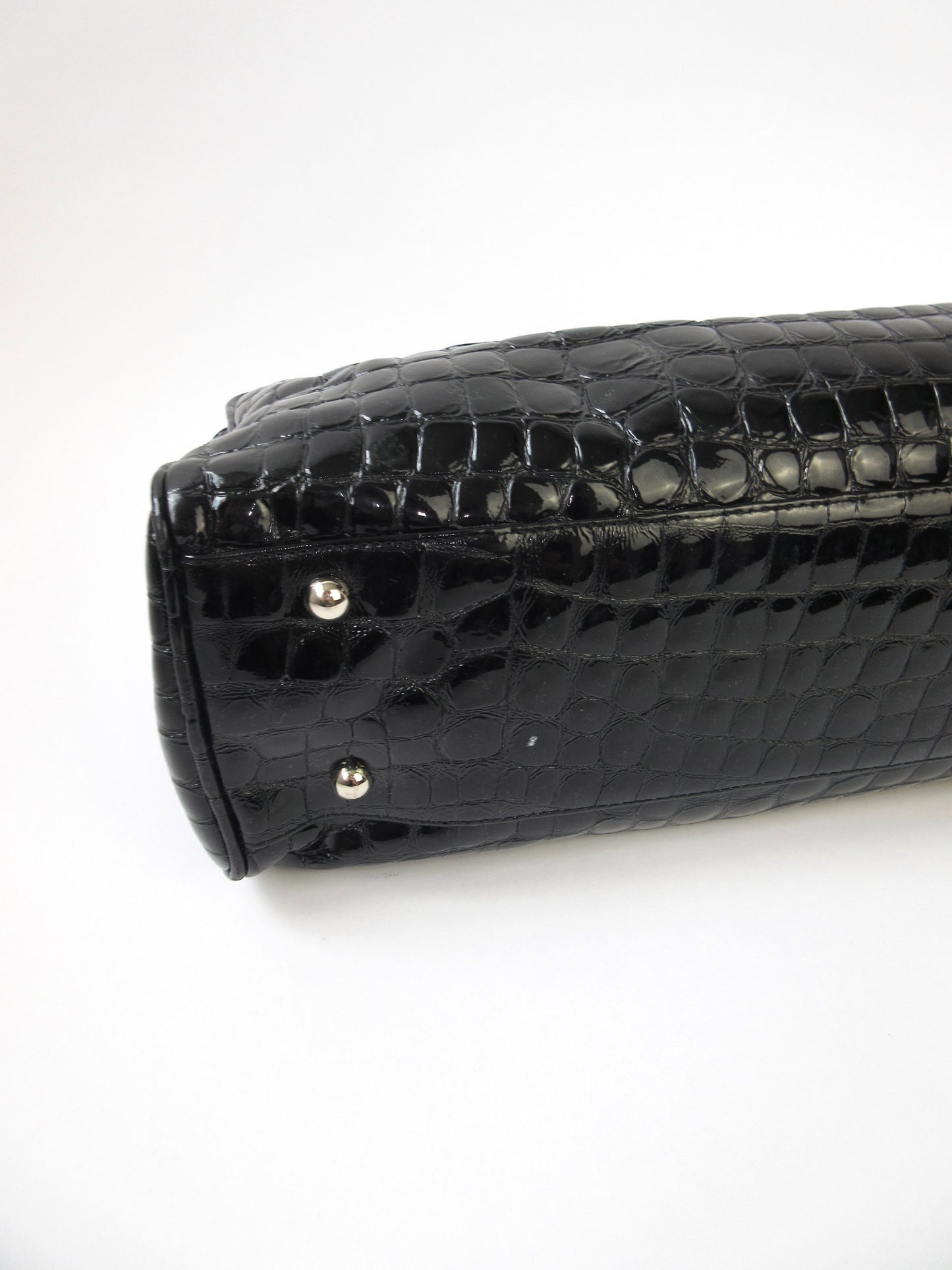 embossed enamel sholder bag