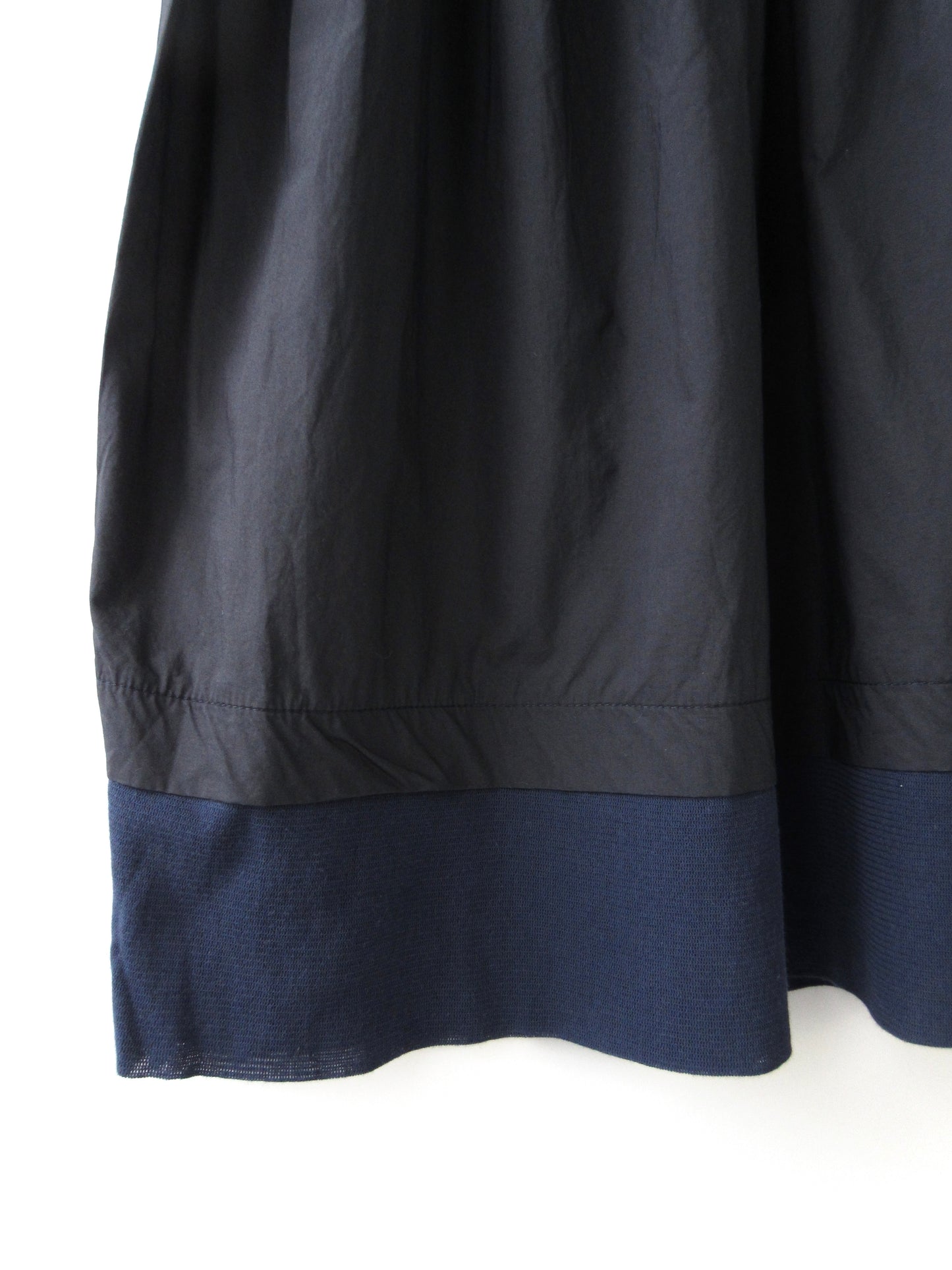 balloon silhouette navy skirt
