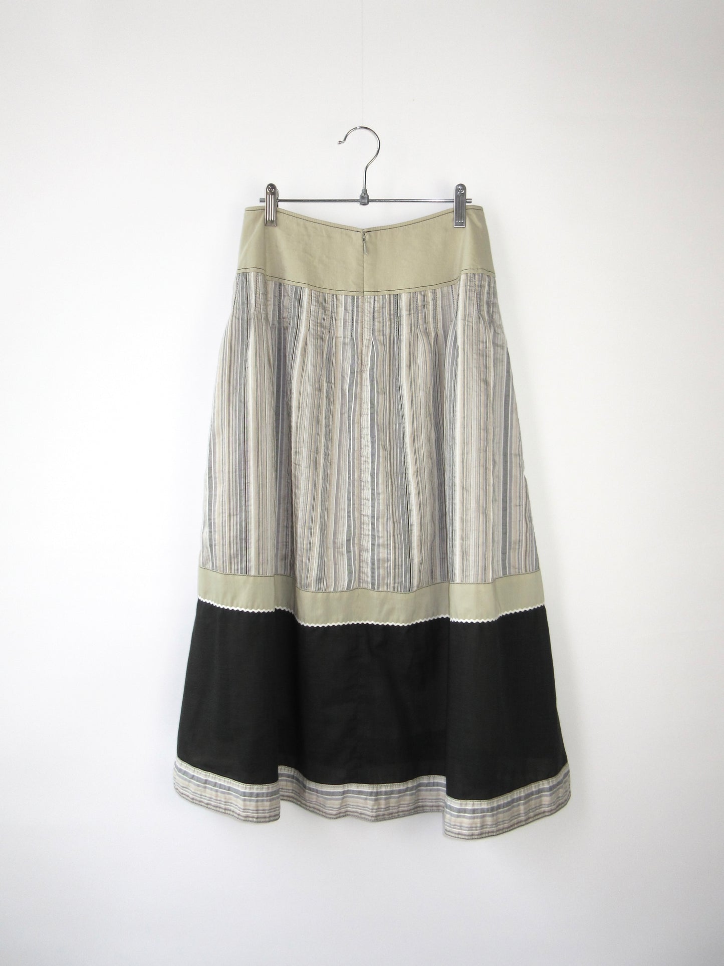 【used】multi design flare skirt