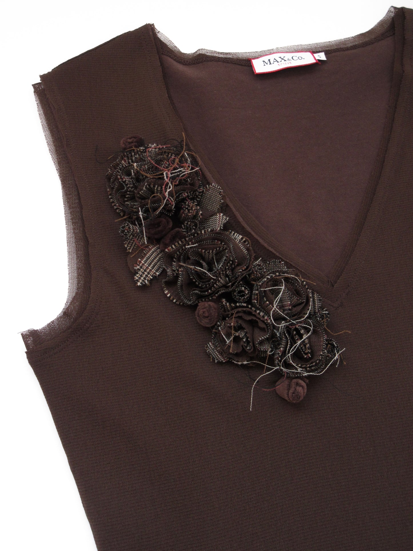 Max&Co. flower corsage sleeveless top