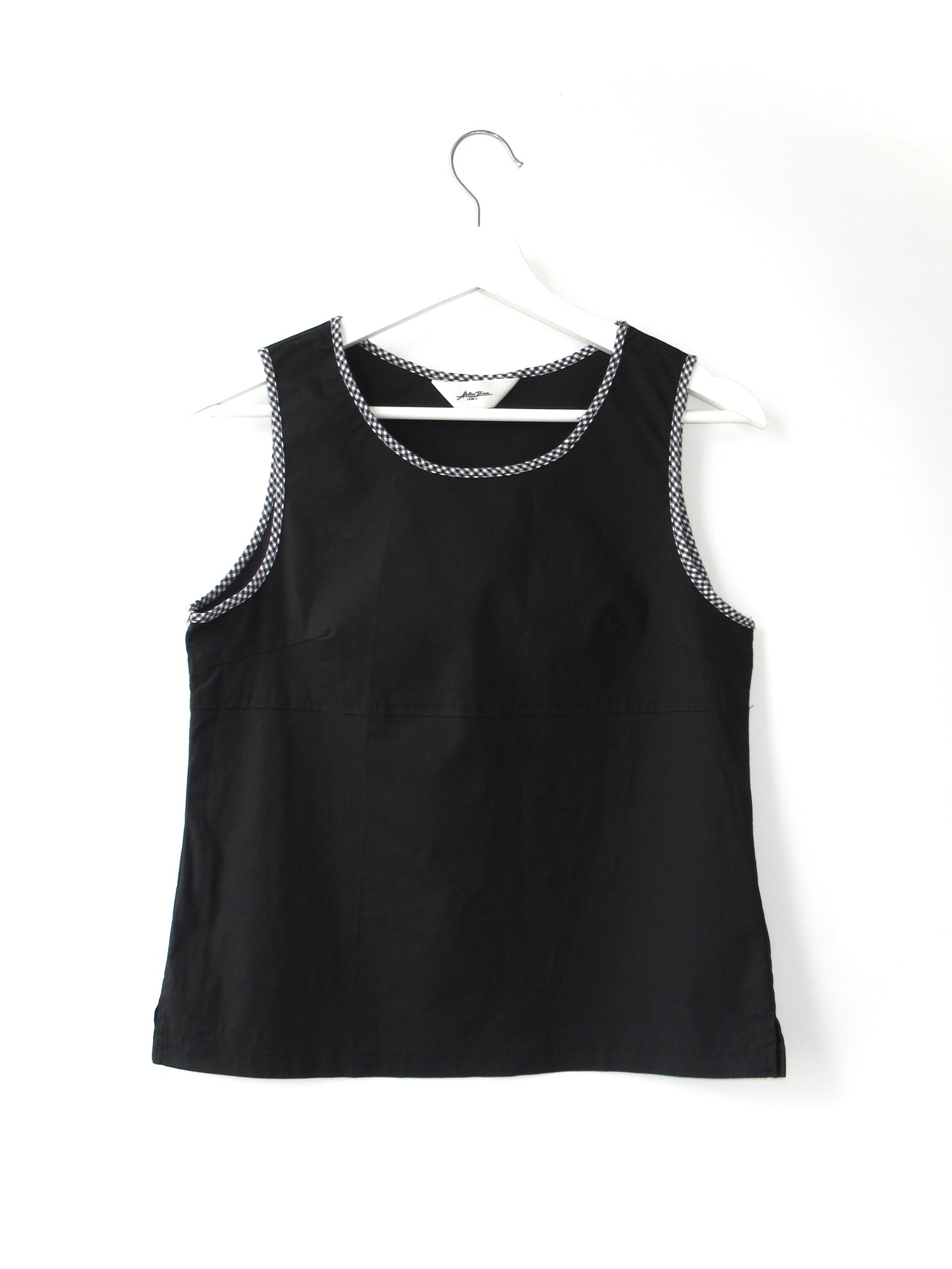 plaid piping sleeveless top