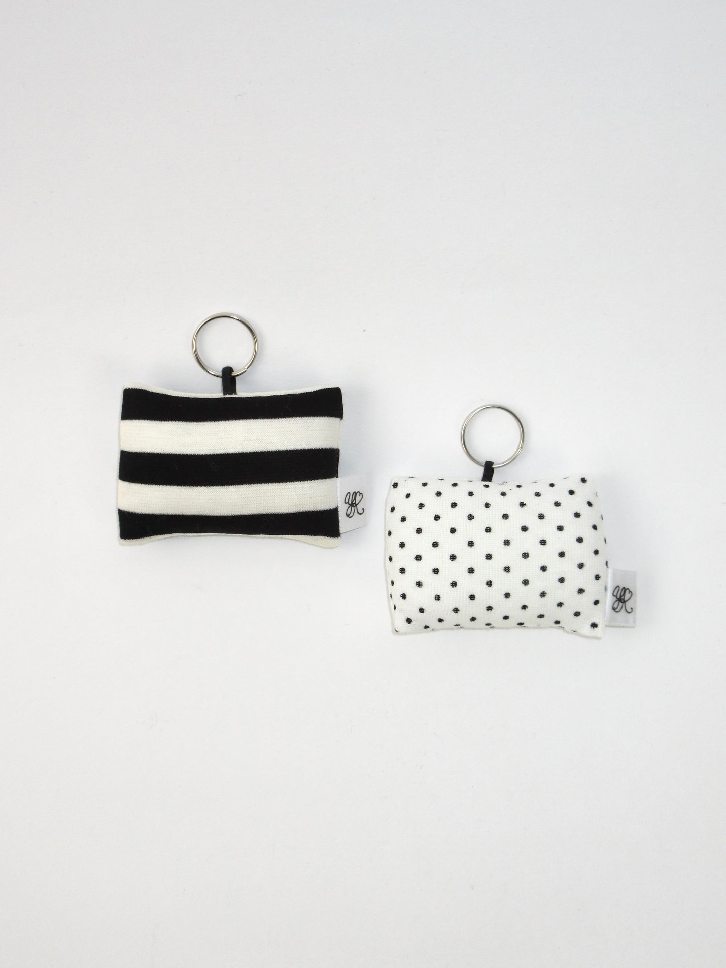 square polka dots keyring