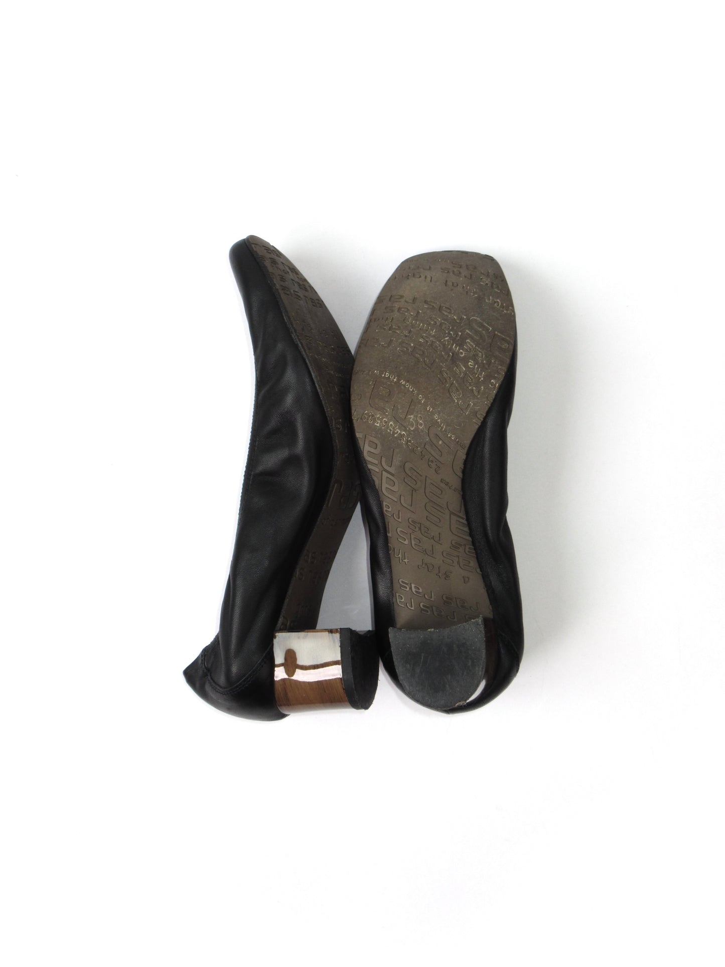 unique toe pumps