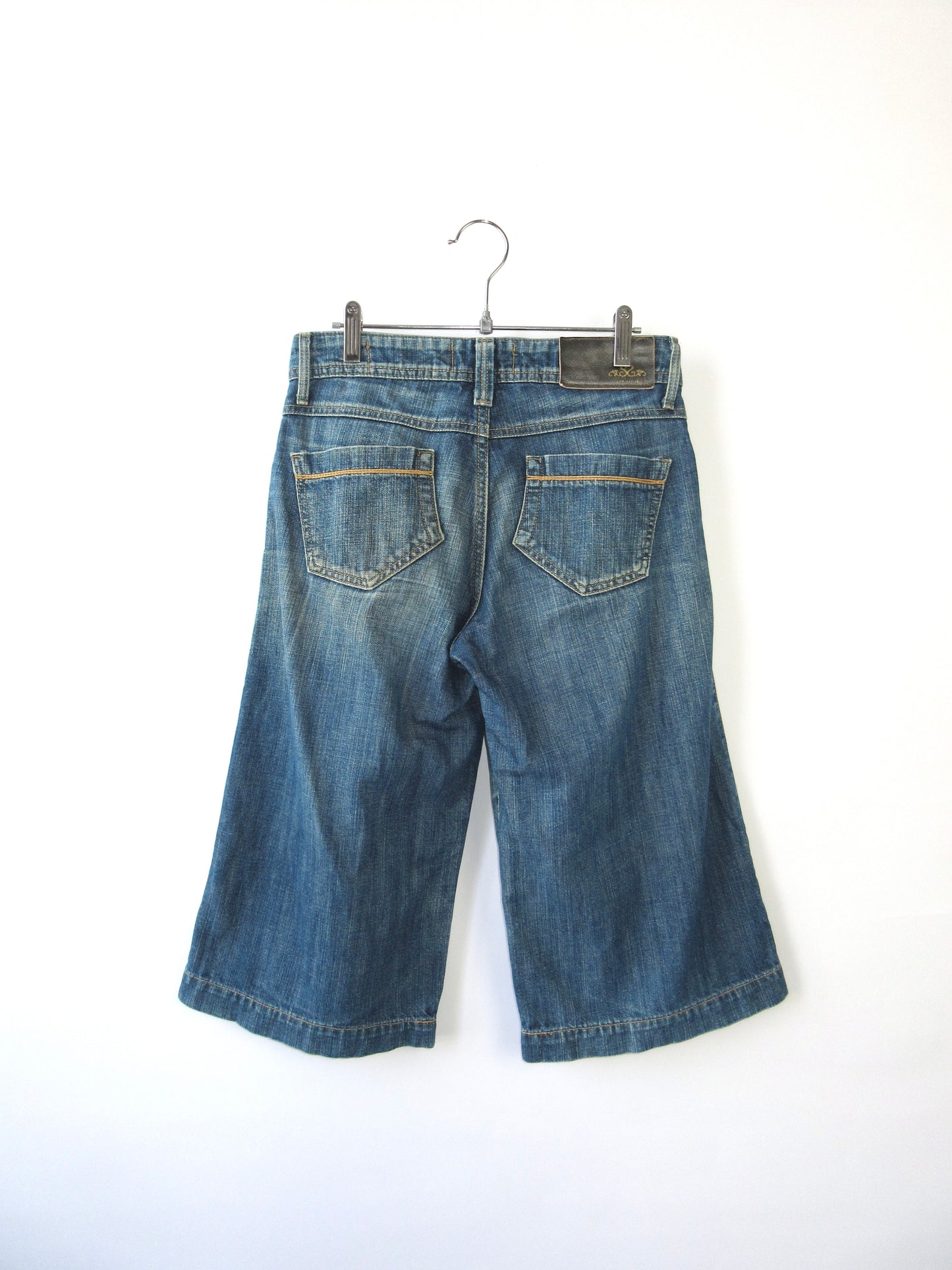denim aging bermuda pants