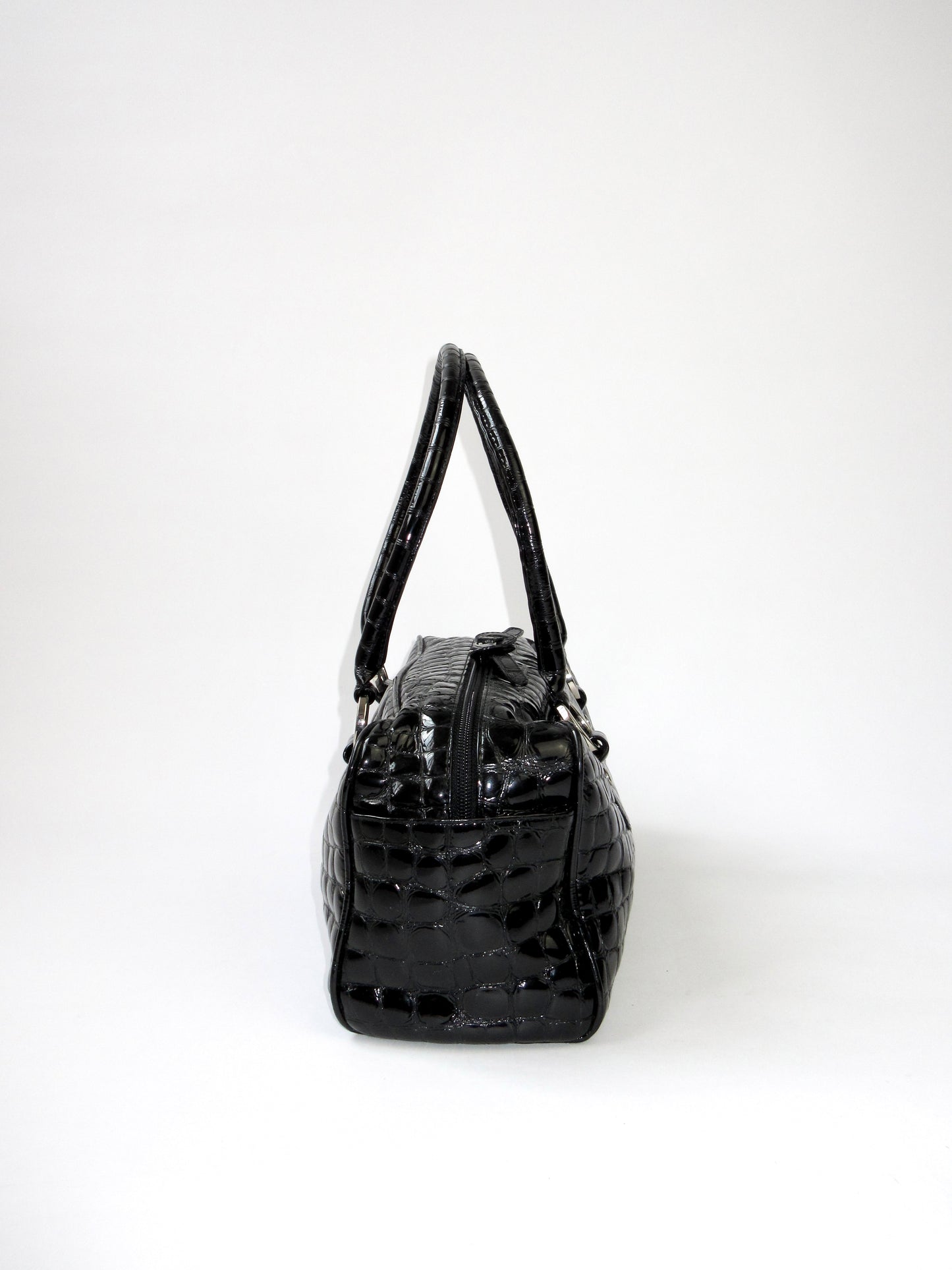 embossed enamel sholder bag