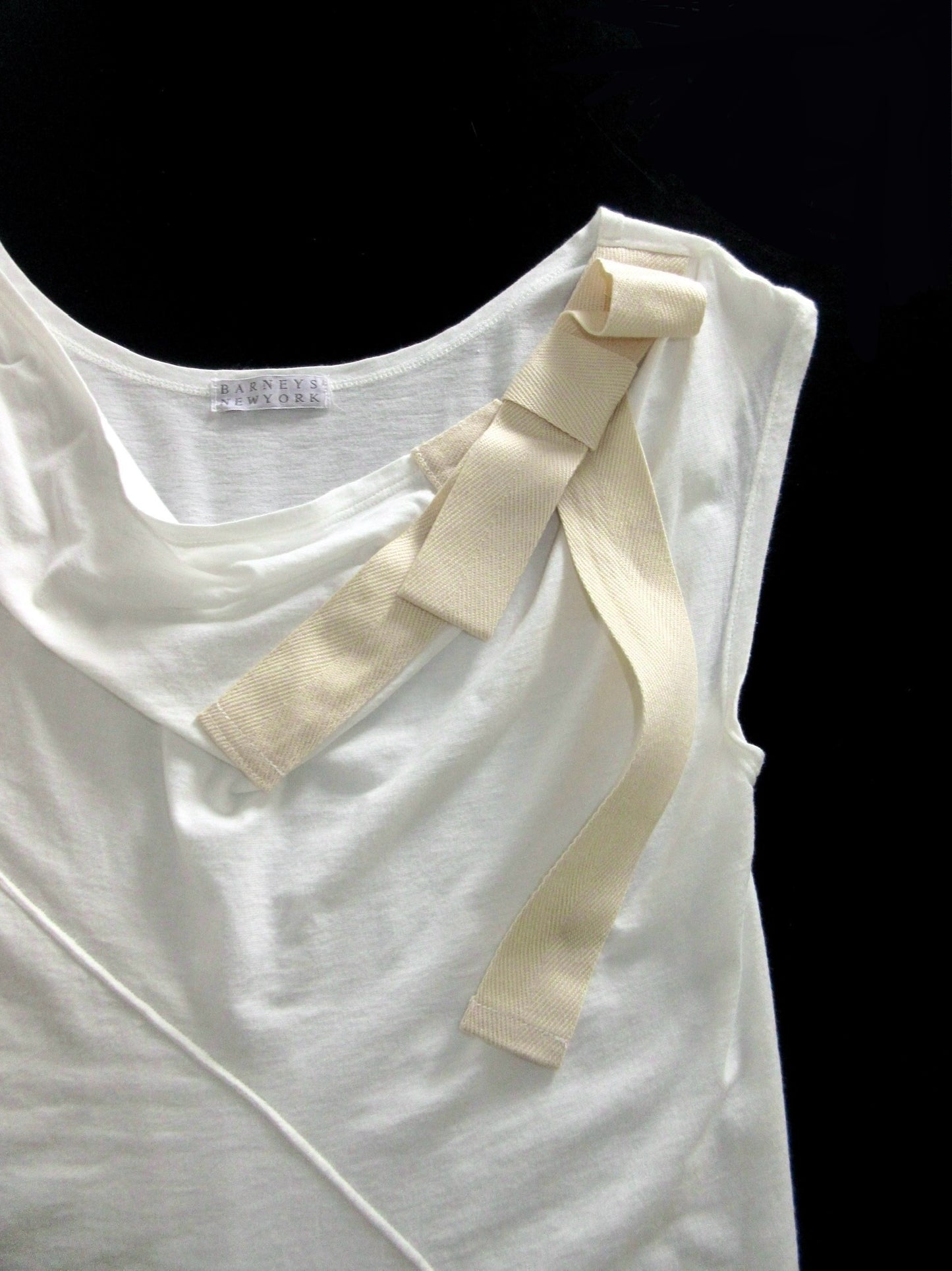ribbon sleeveless top