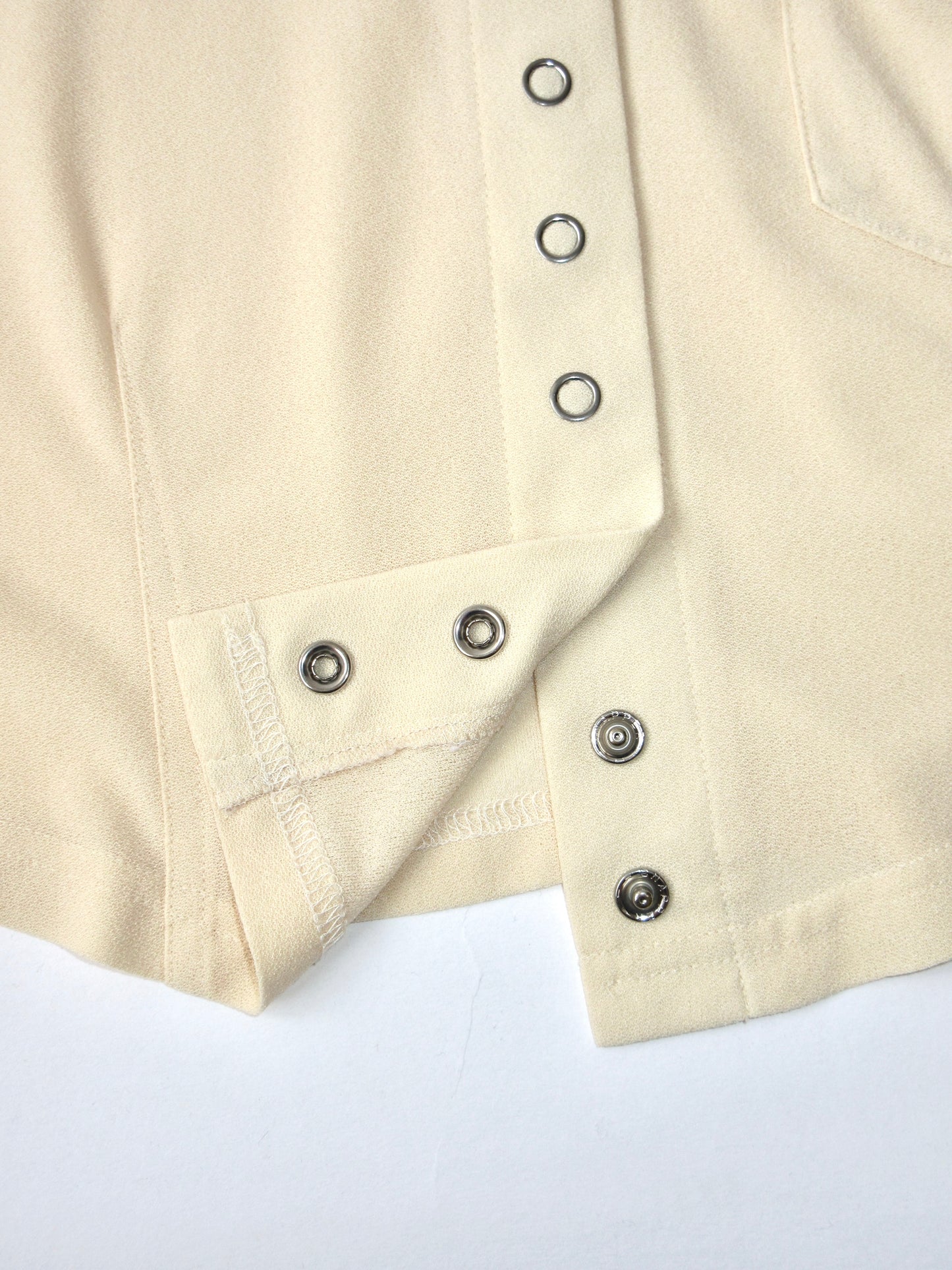 【used】ivory crop shirt