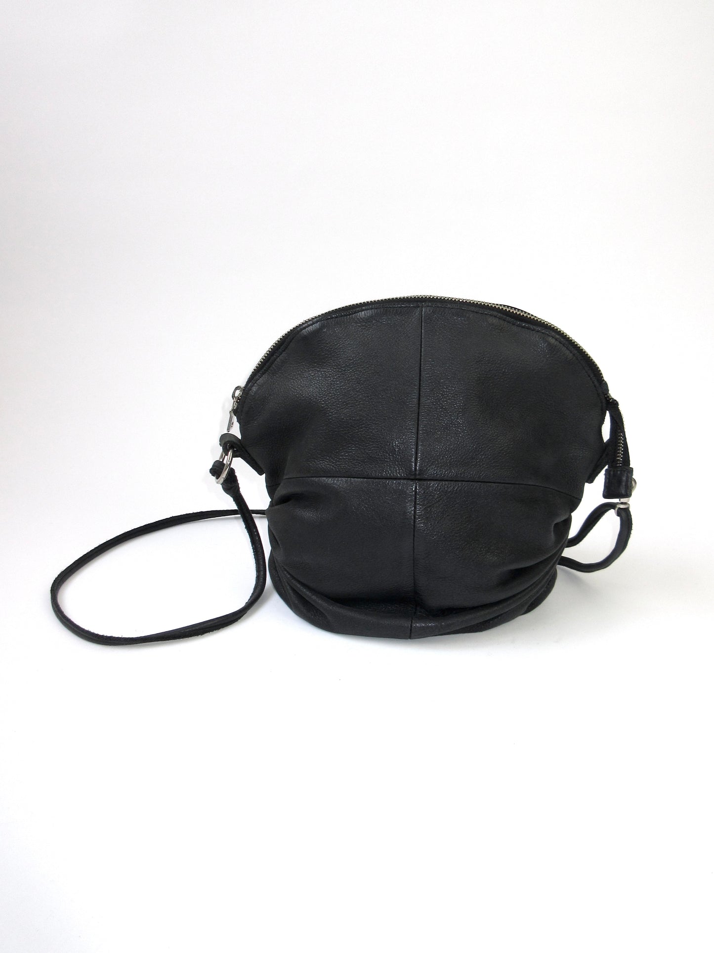 【used】round design leather bag