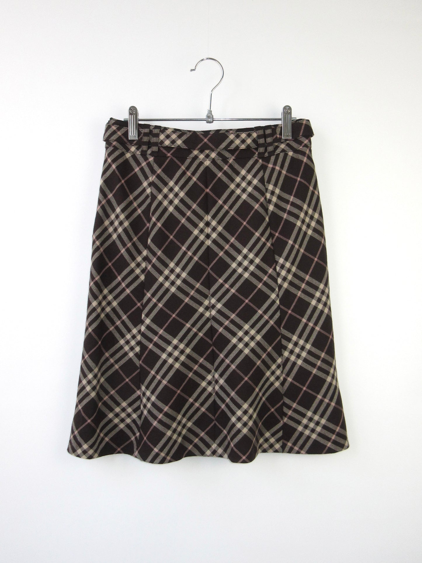 Burberry plaid skirt