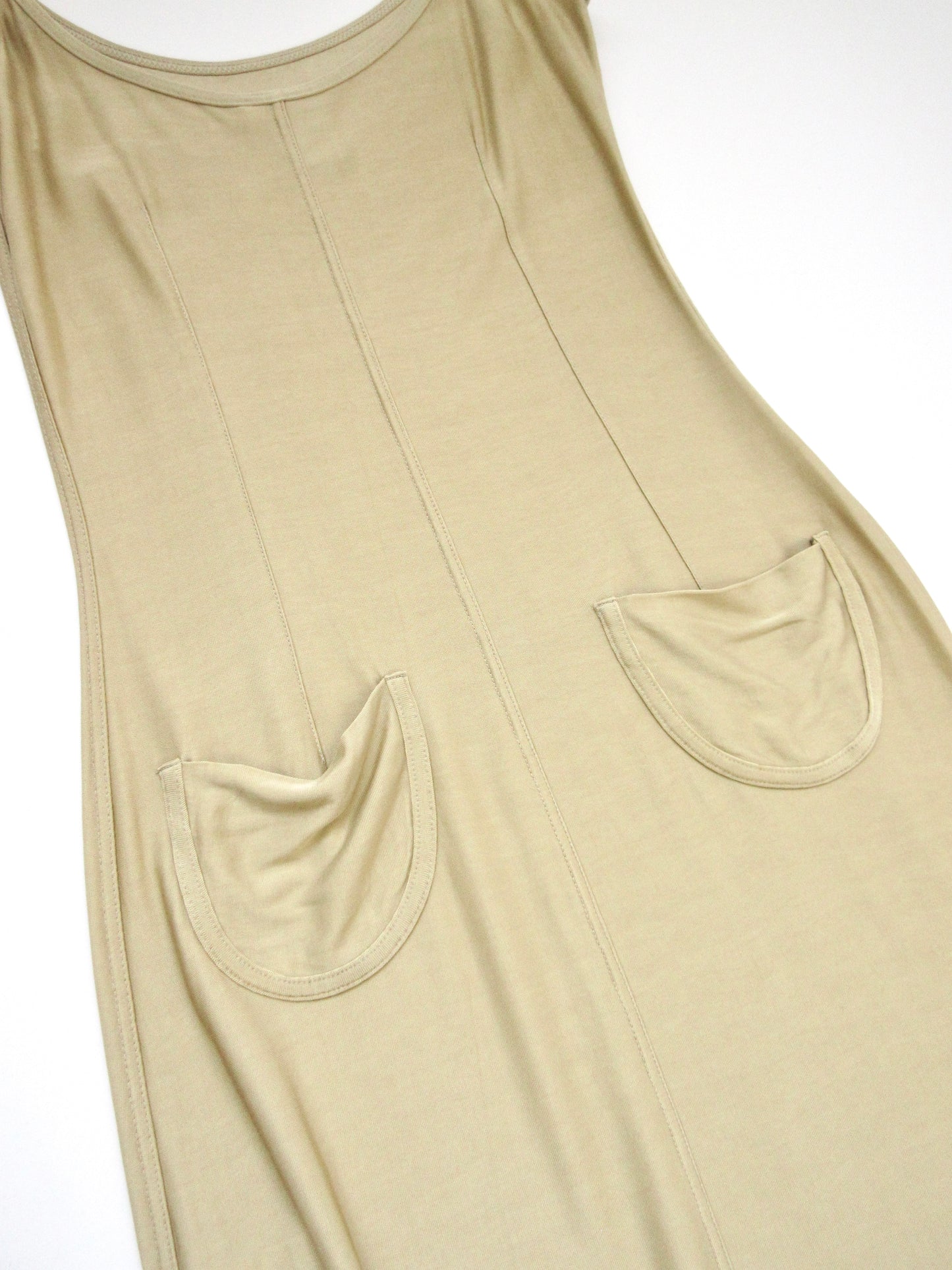 sleeveless long dress