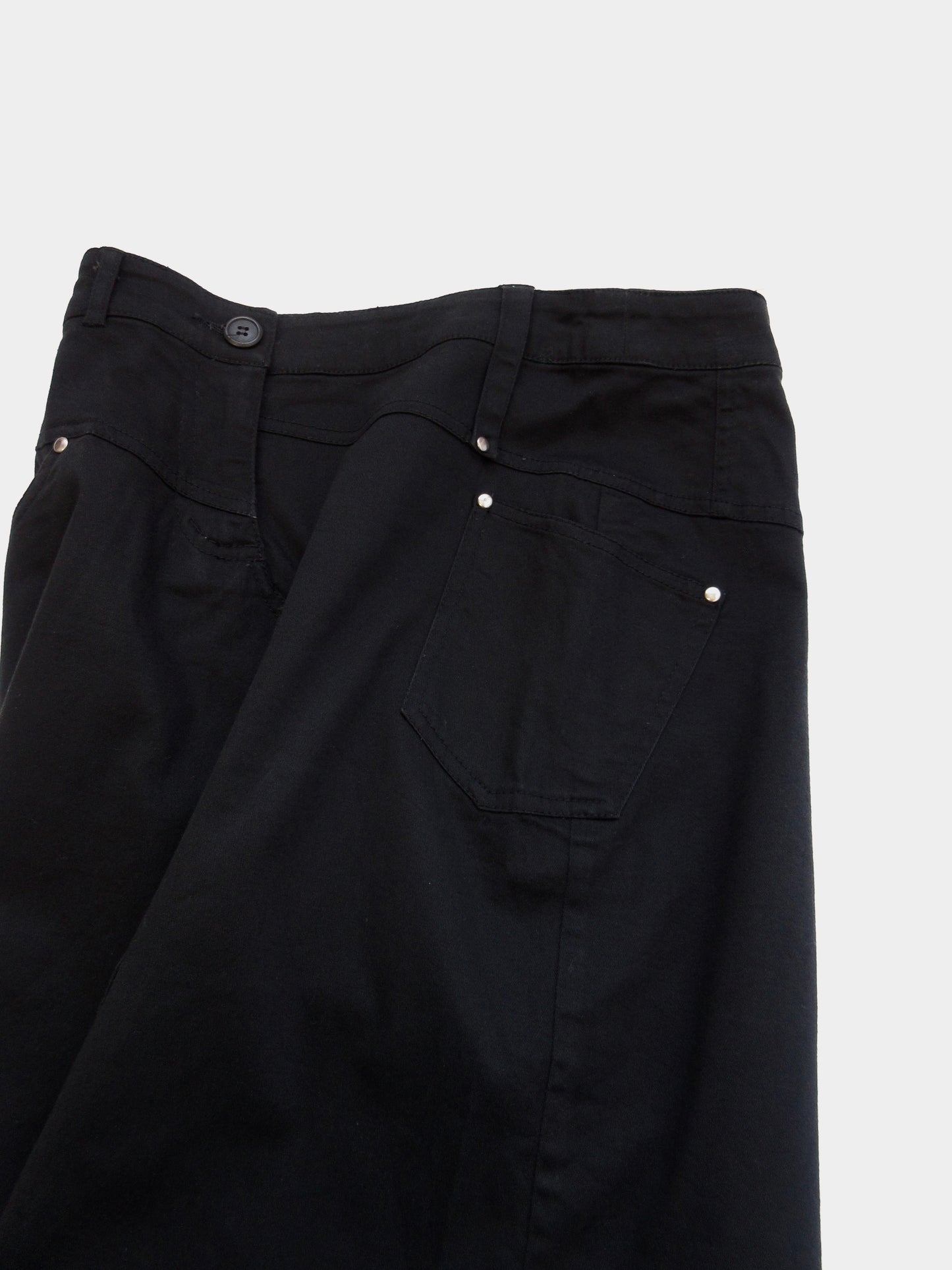 detail design tight skirt