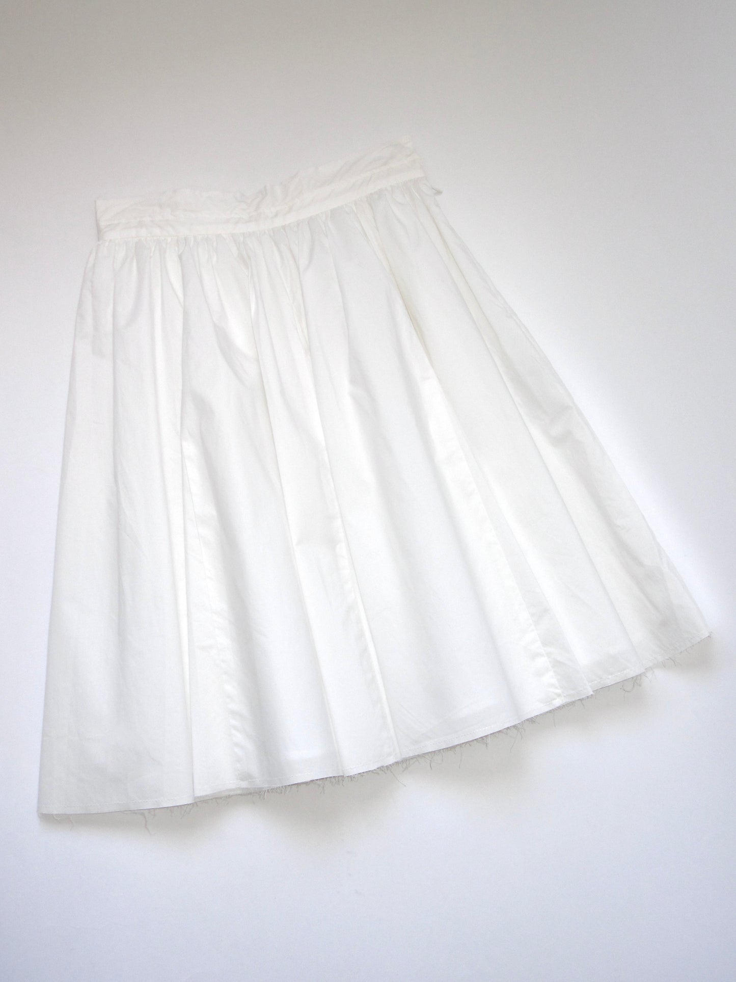 white cotton volume skirt