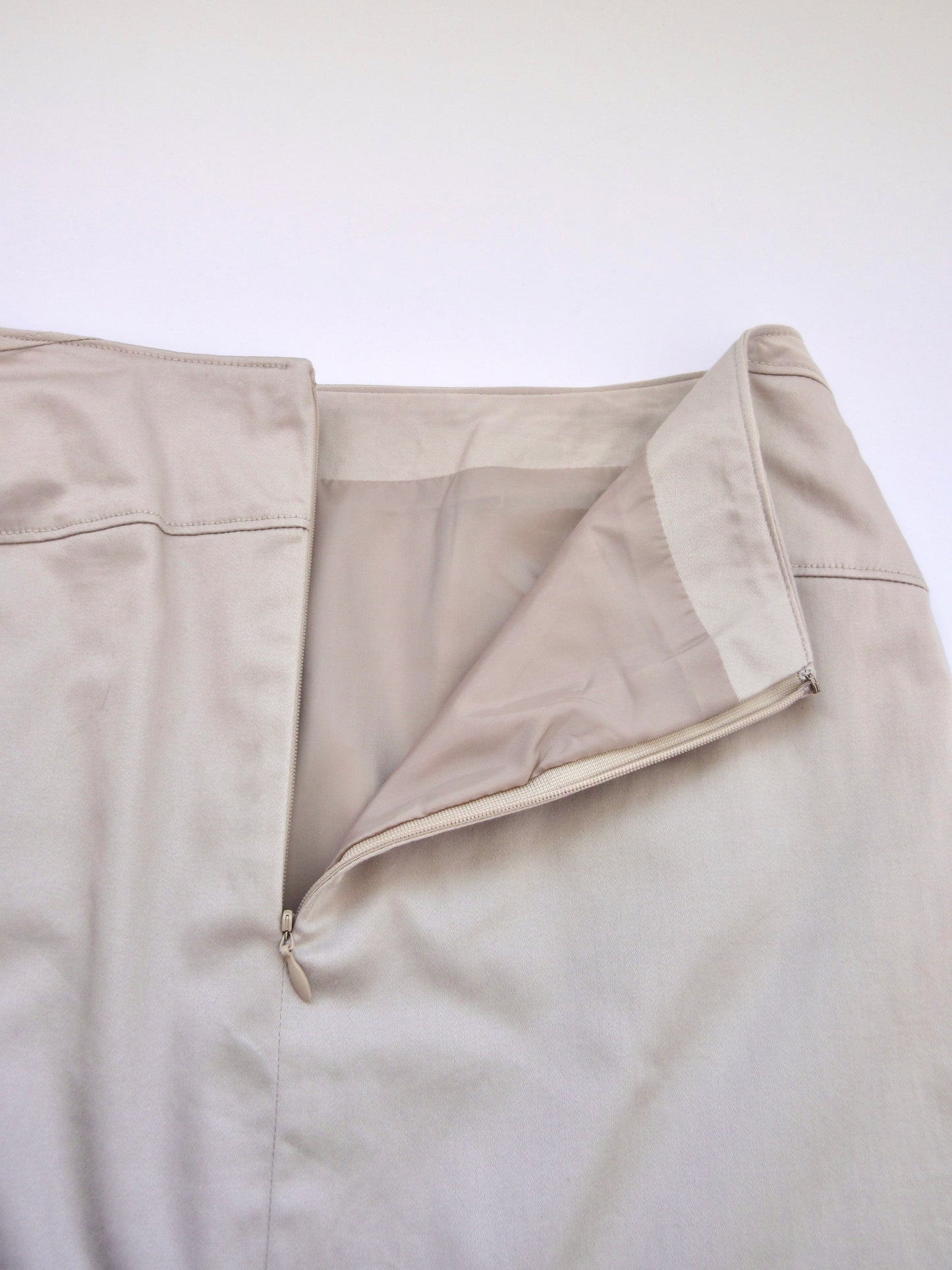 pink beige pencil skirt