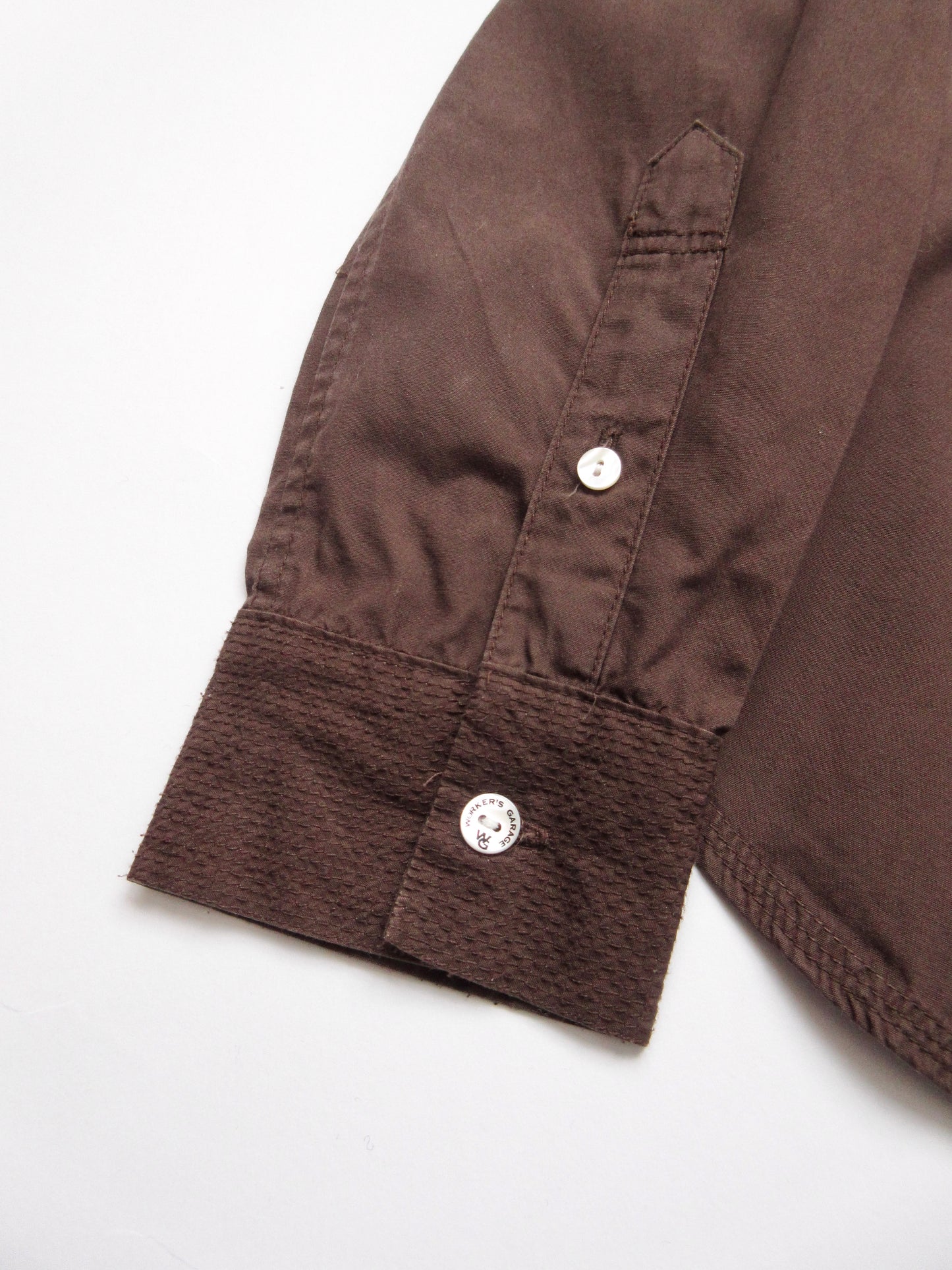 brown detail shirt