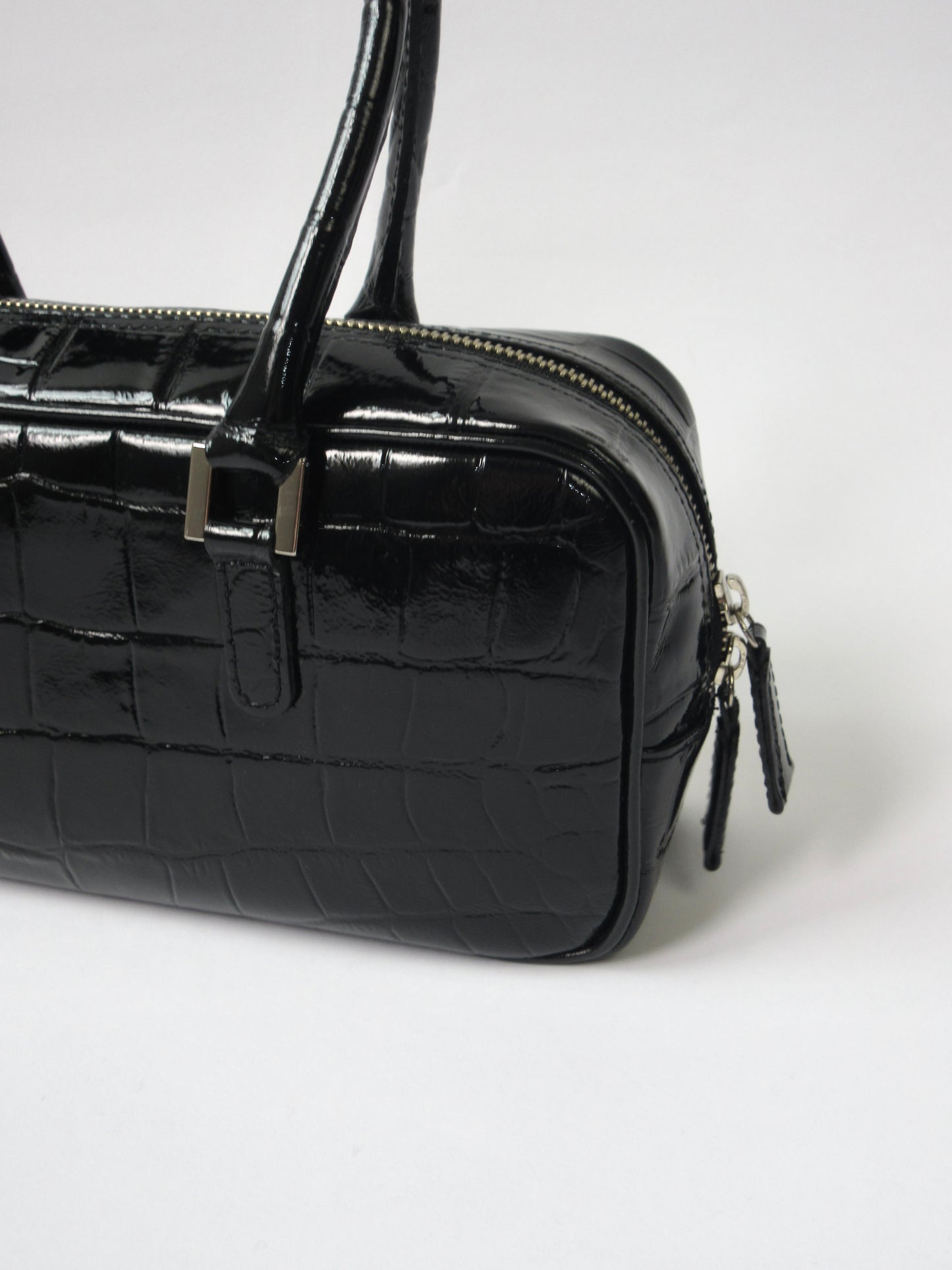 gross leather baguette bag