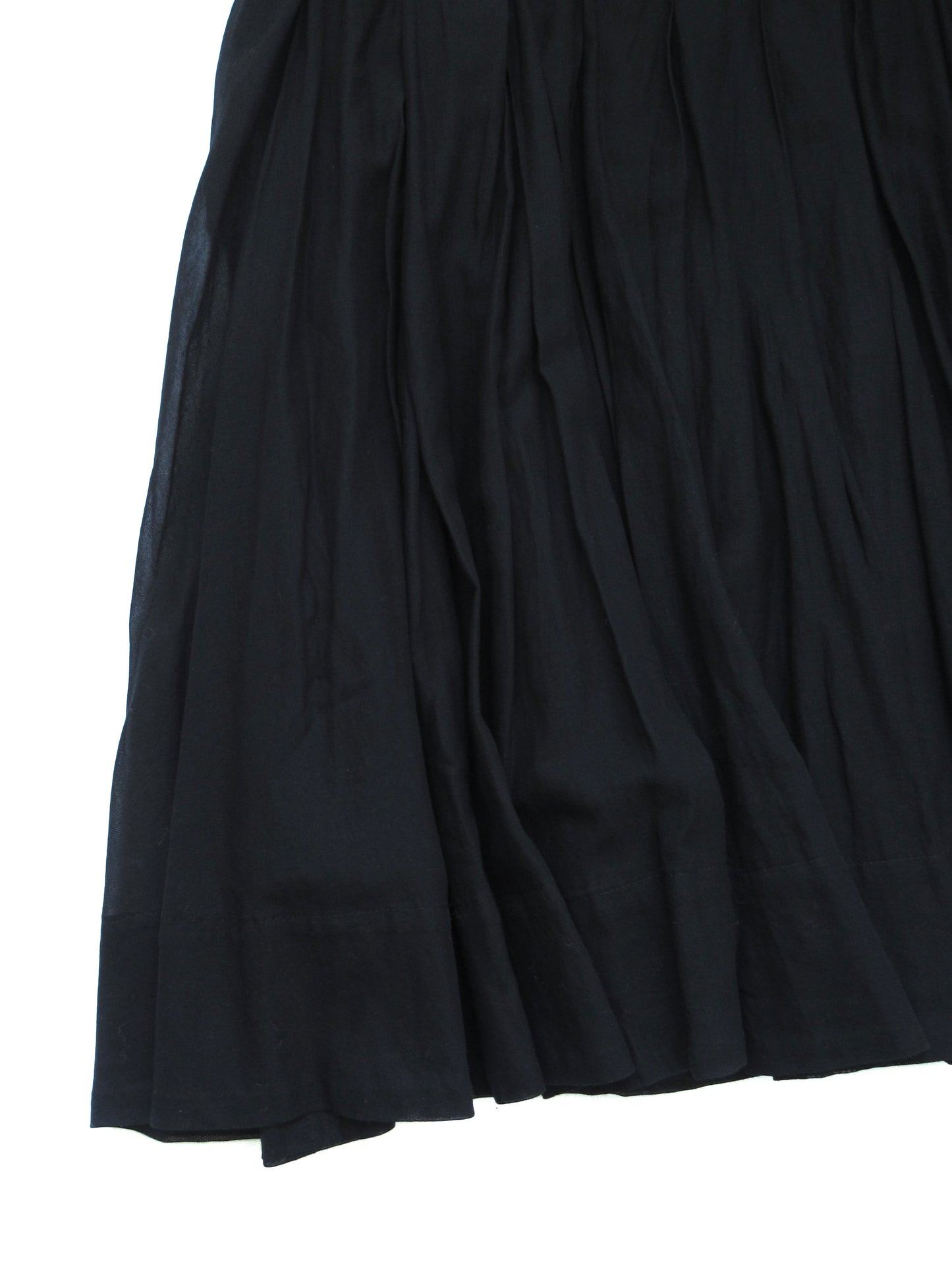 black pleats flare skirt