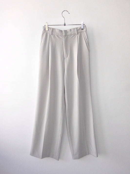 【used】grayish purple slacks