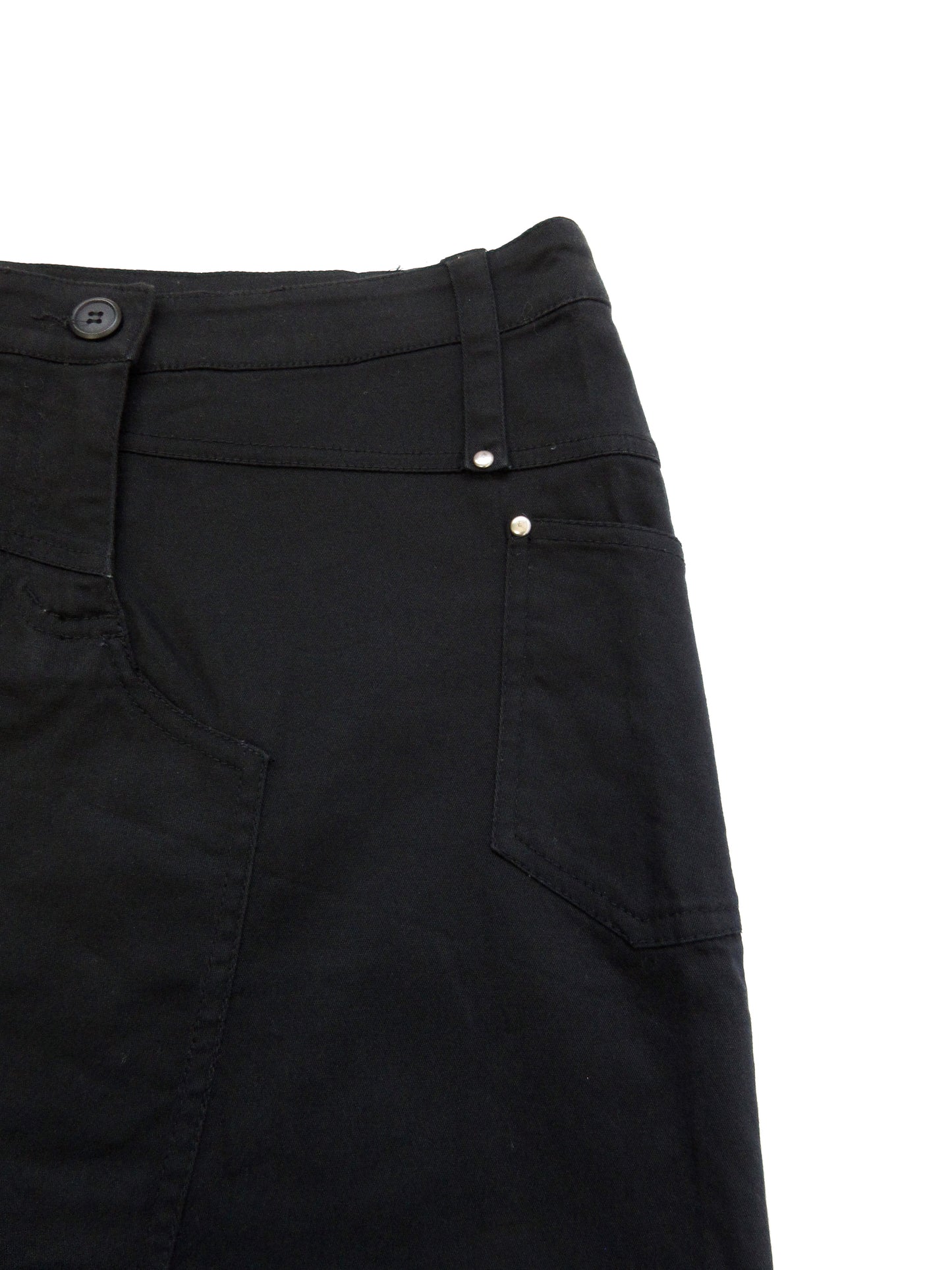 detail design tight skirt