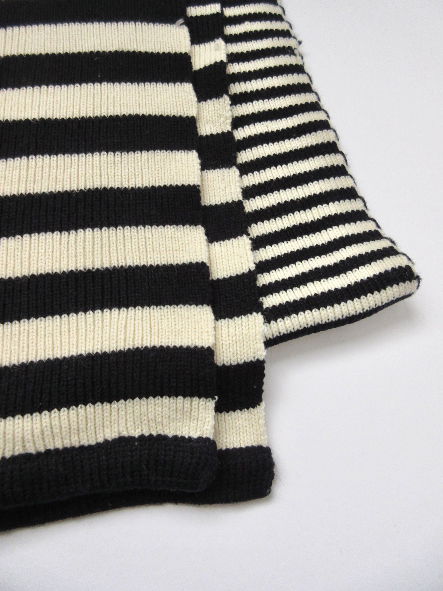 stripe scarf