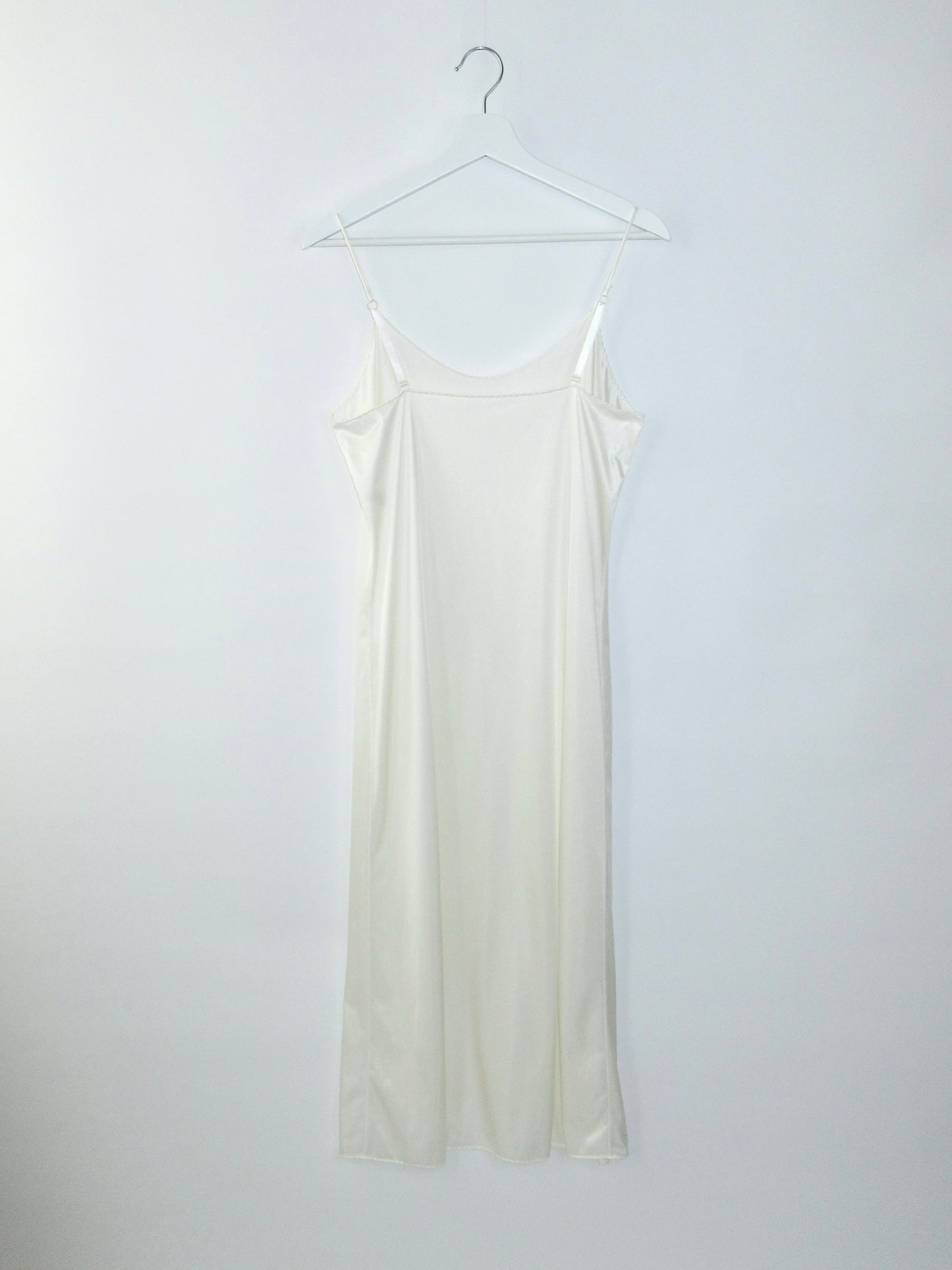 sleeveless dress offwhite