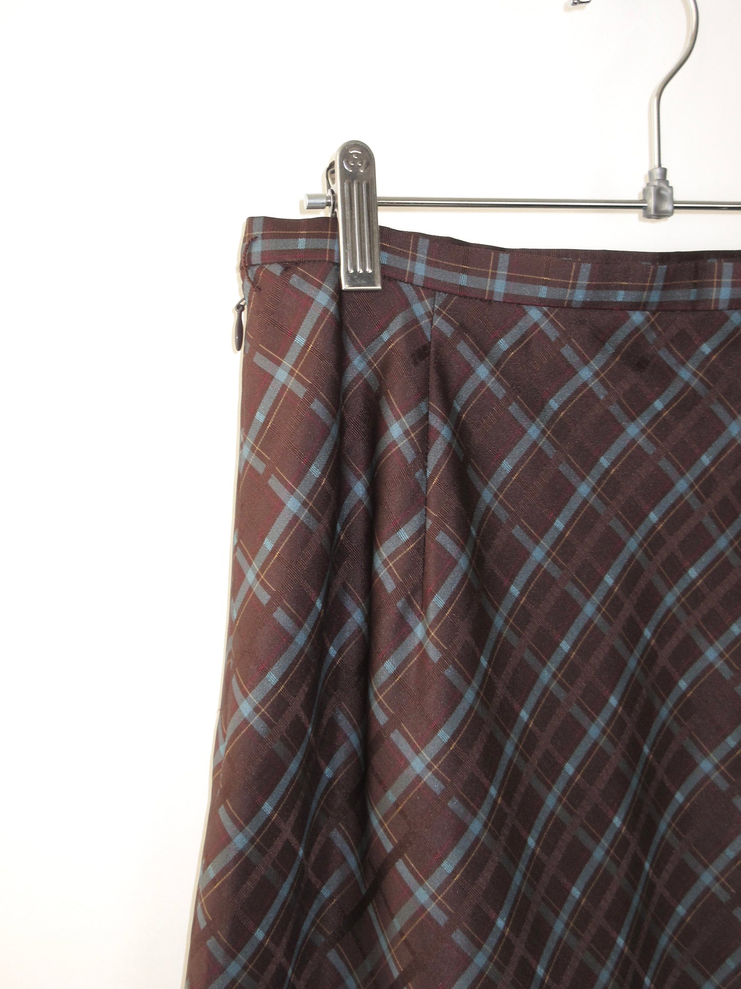 brown plaid skirt