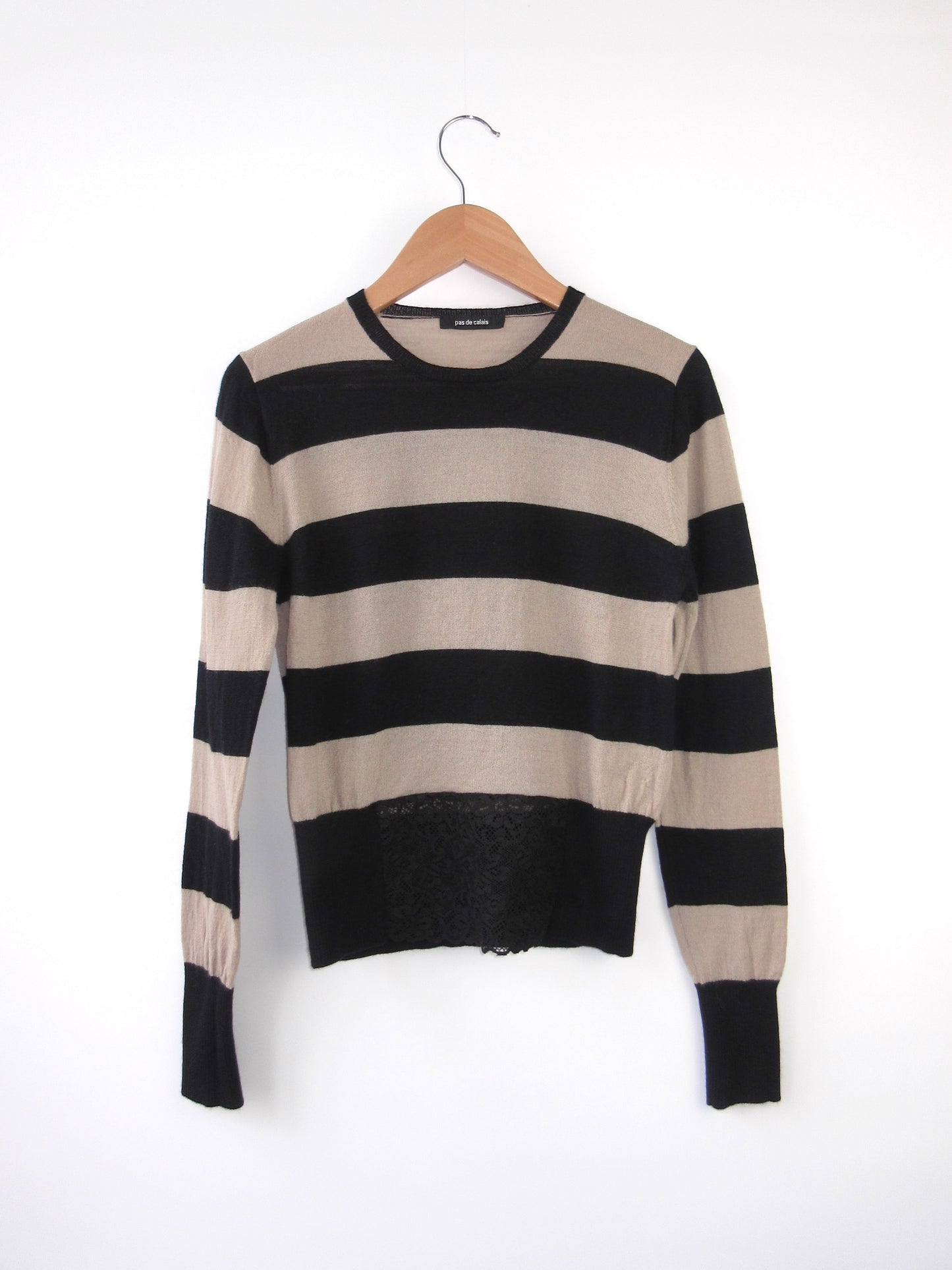 stripe lace design knit top