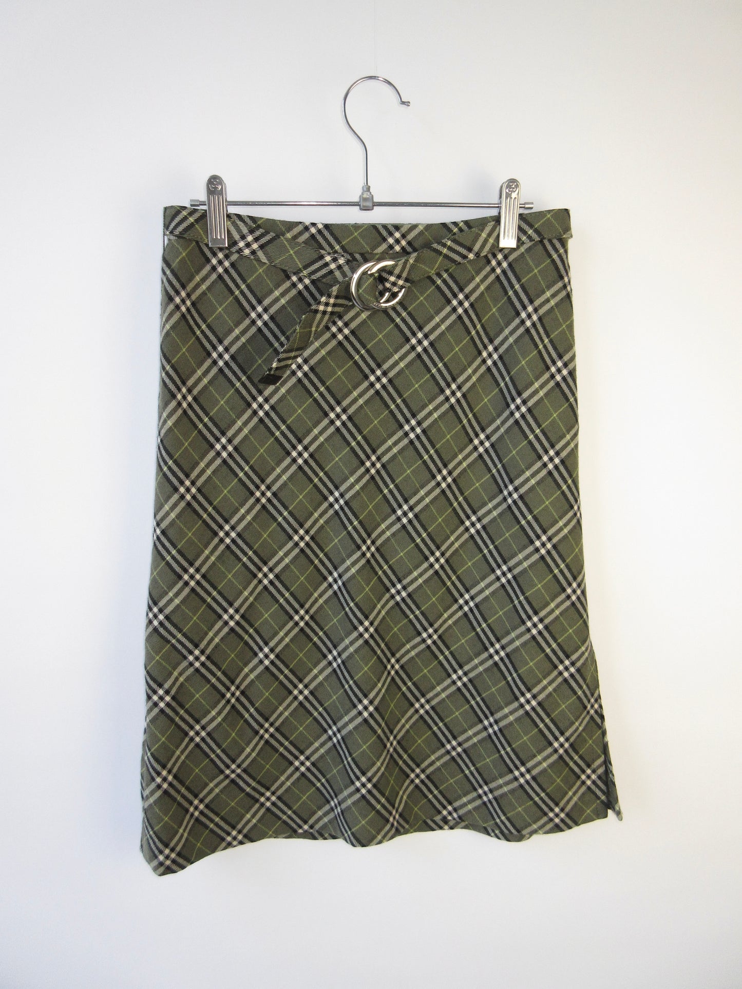 Burberry plaid skirt