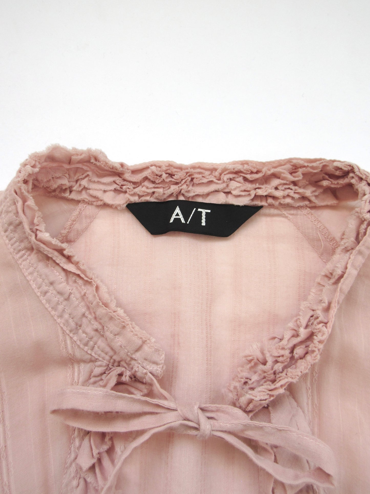 【used】A/T muted pink blouse