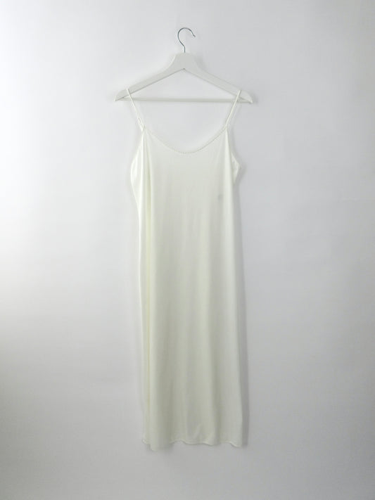 sleeveless dress offwhite