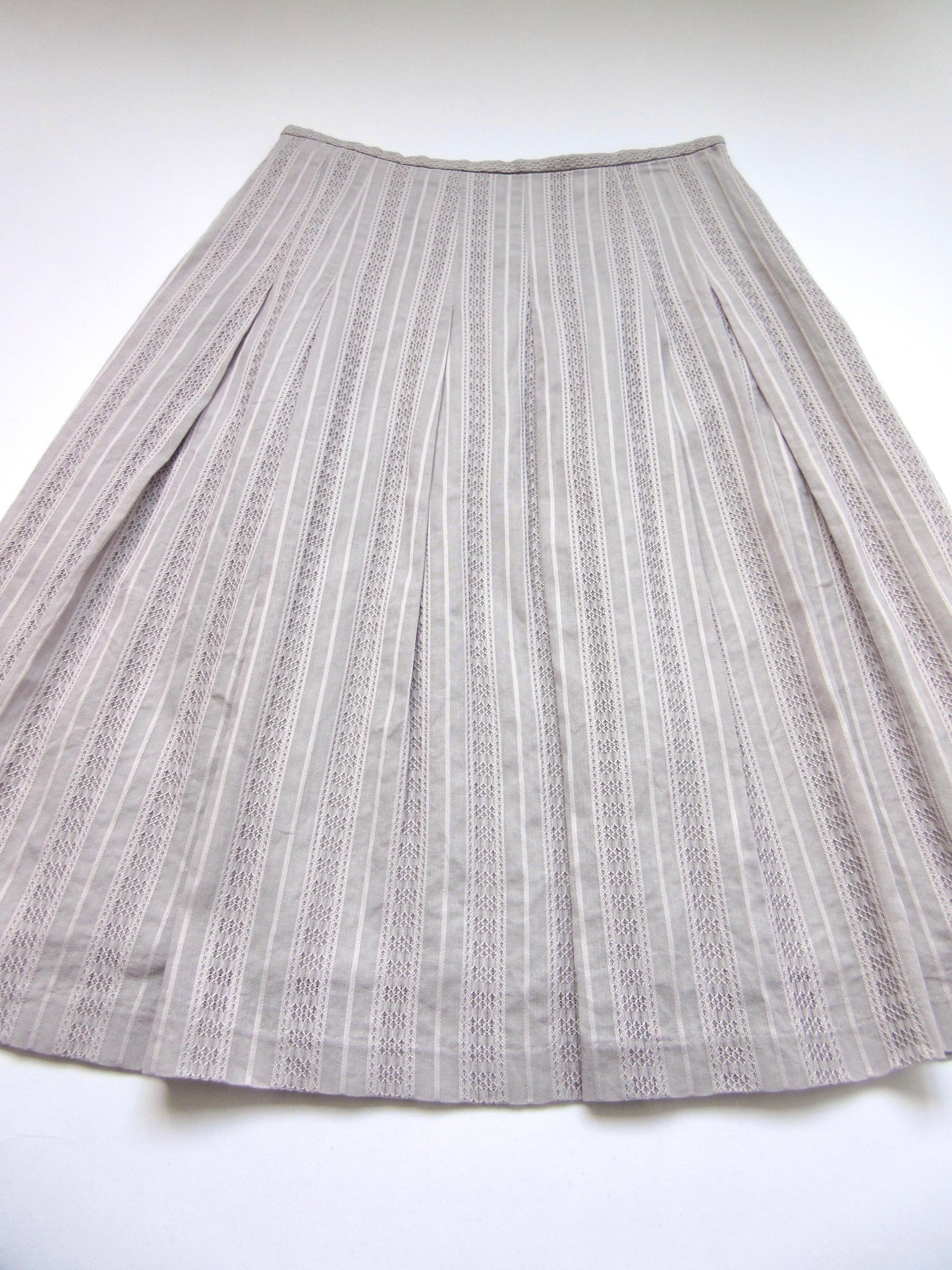 mauve lace flare skirt