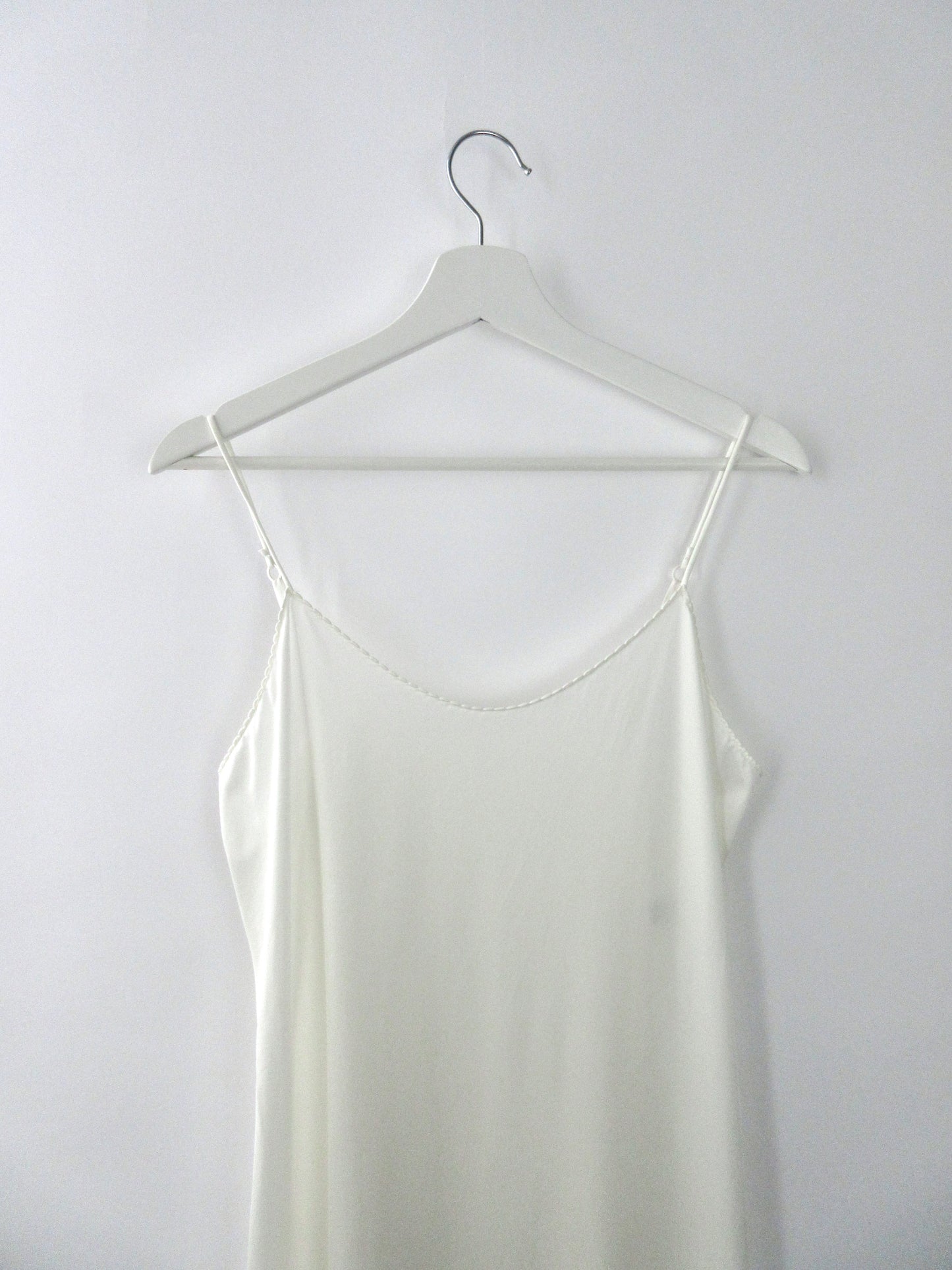 sleeveless dress offwhite