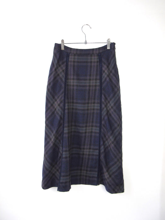 plaid design skirt