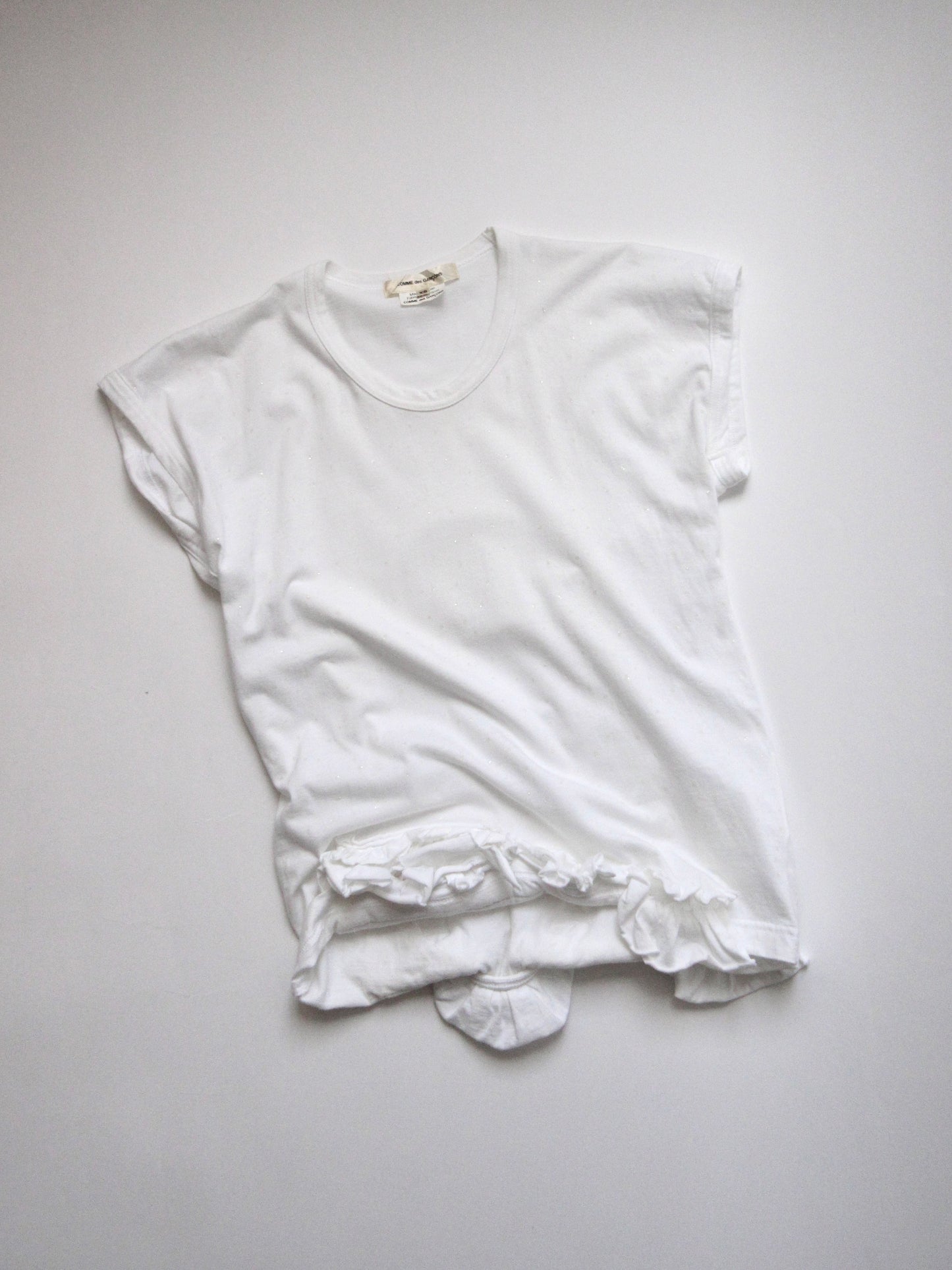 comme des garcons design t-shirt