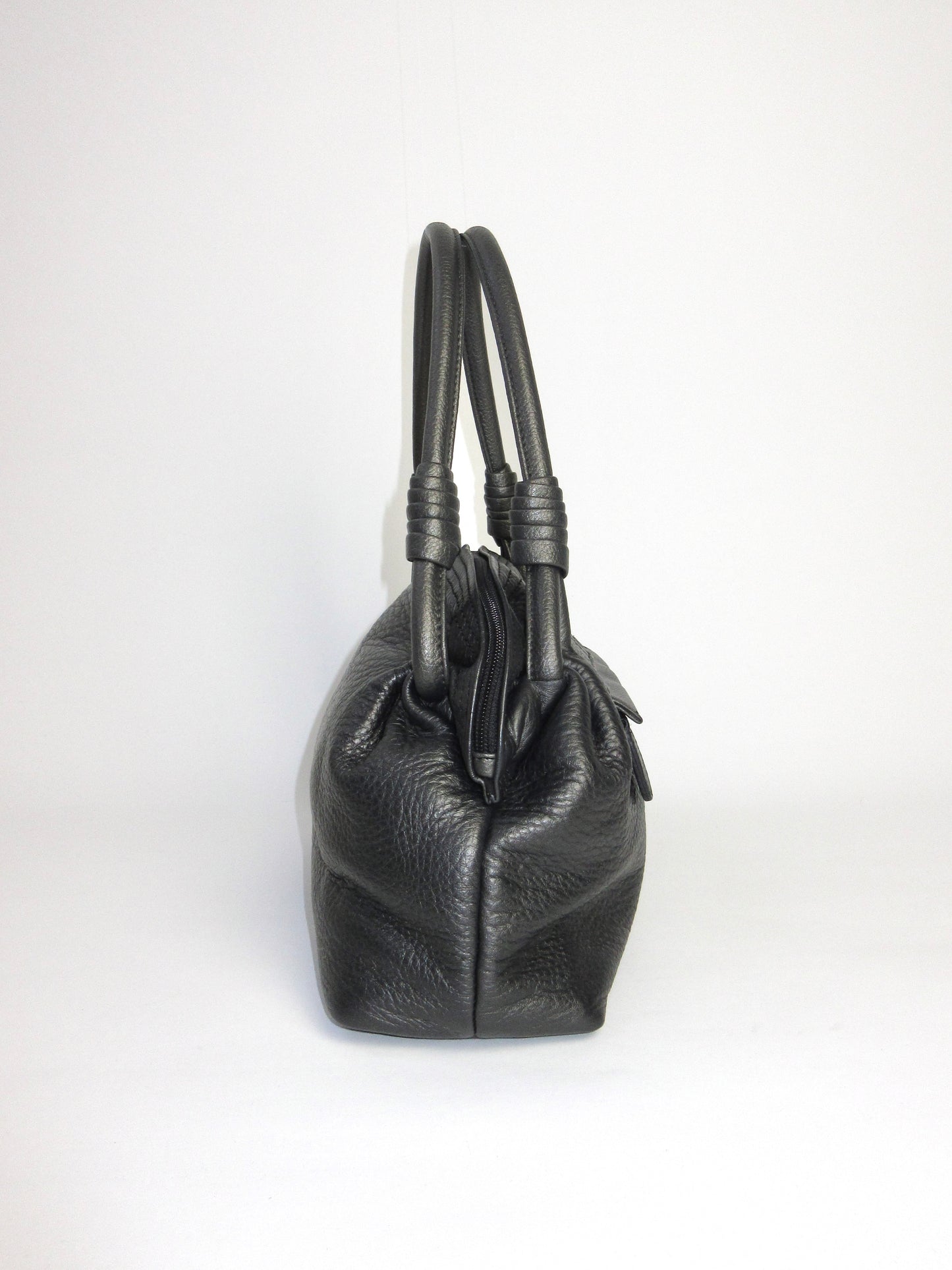 grained leather detail hand bag