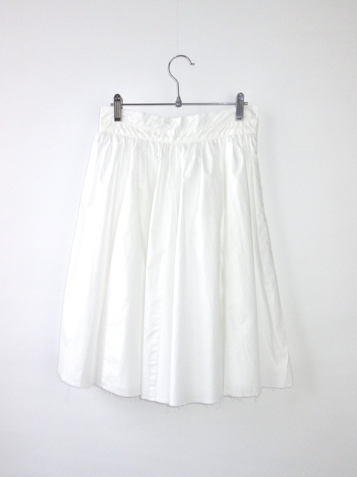 white cotton volume skirt