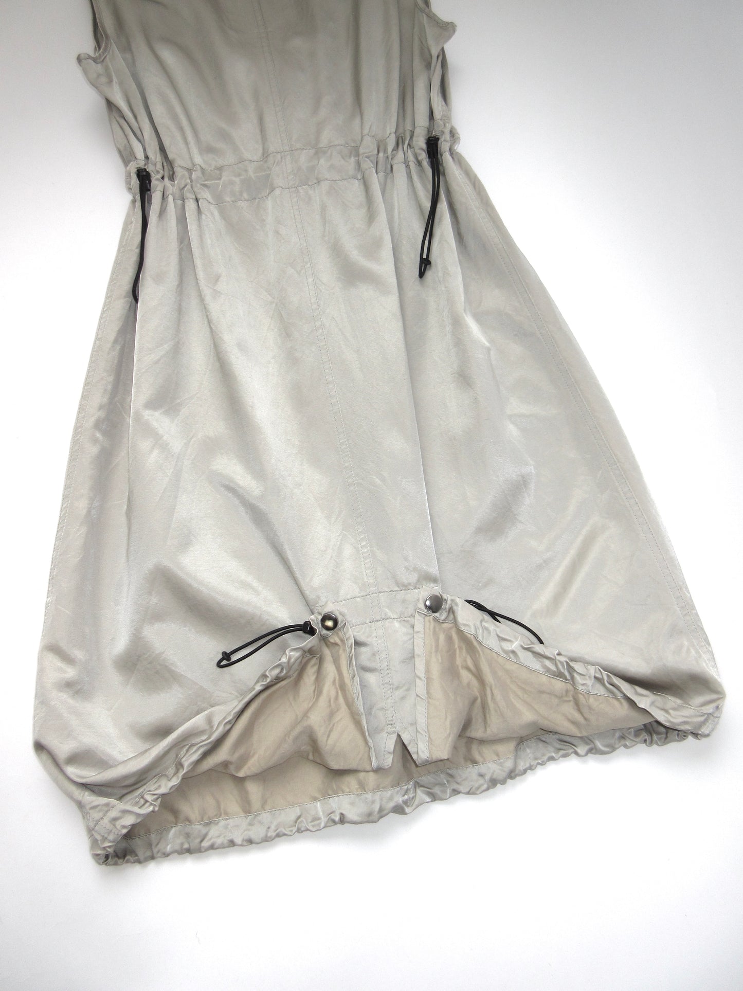 【used】zucca silver sleeveless dress