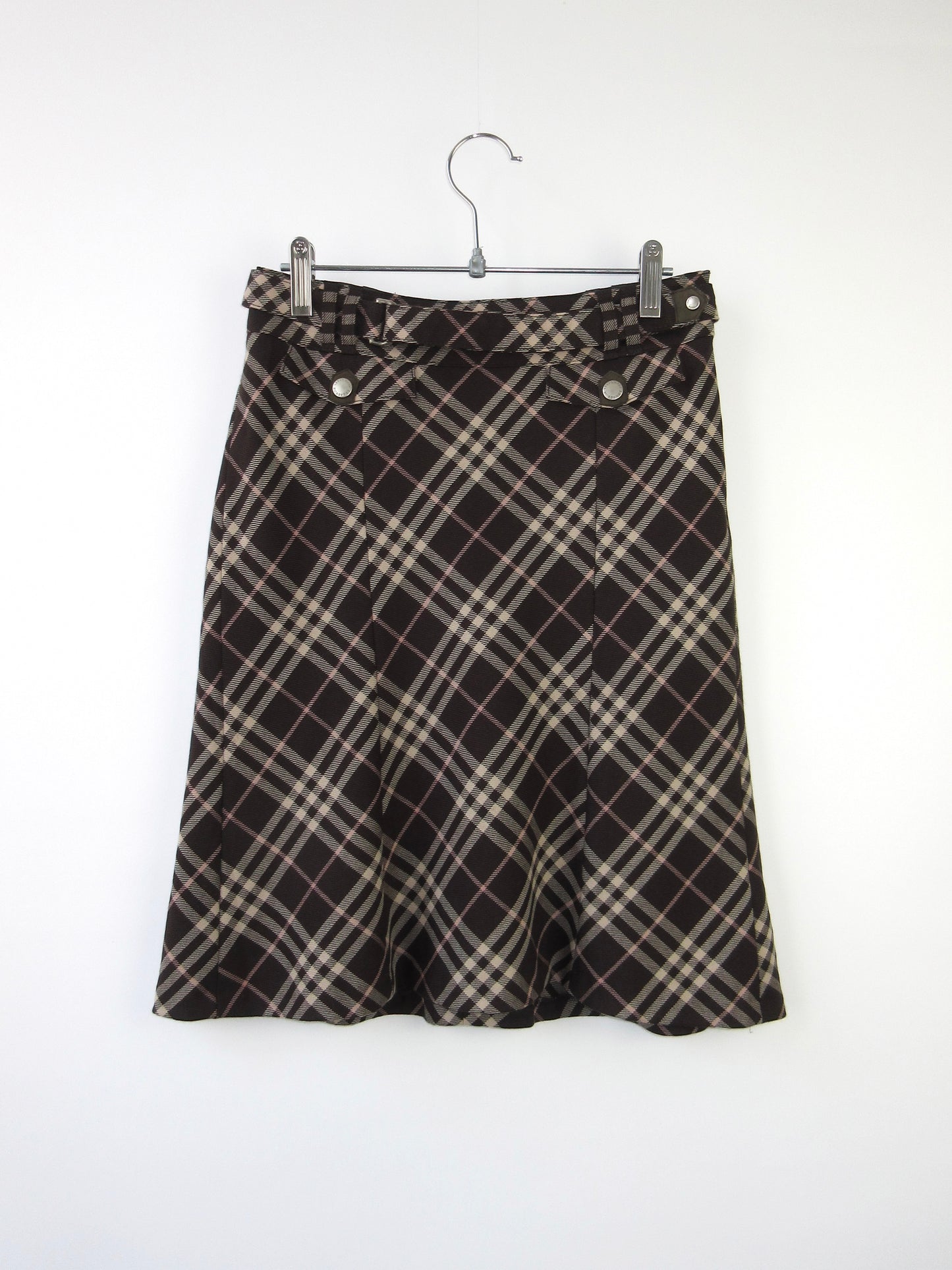 Burberry plaid skirt