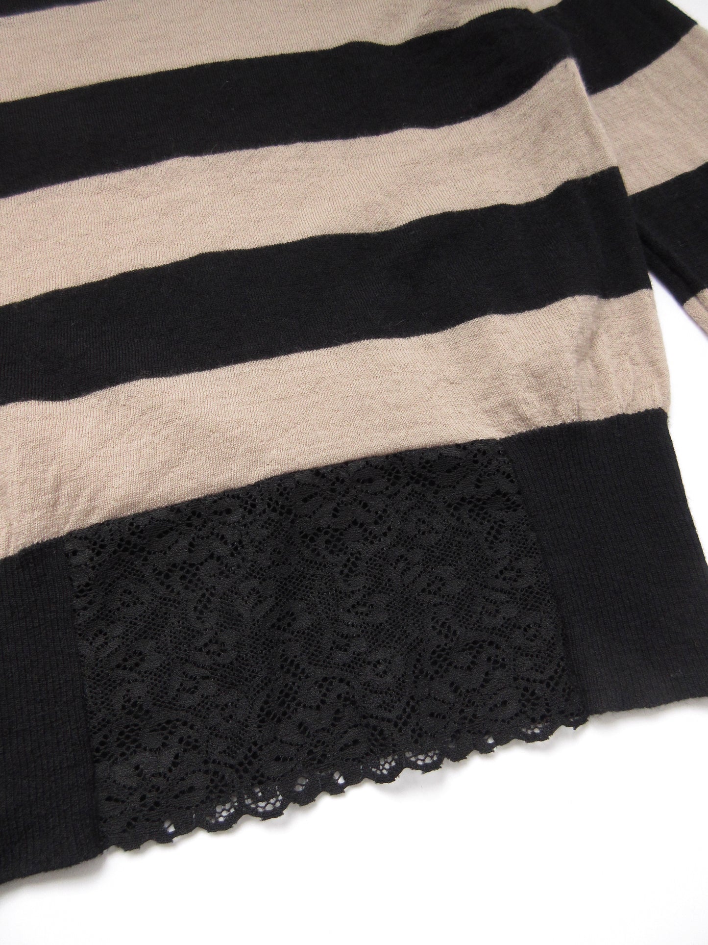 stripe lace design knit top