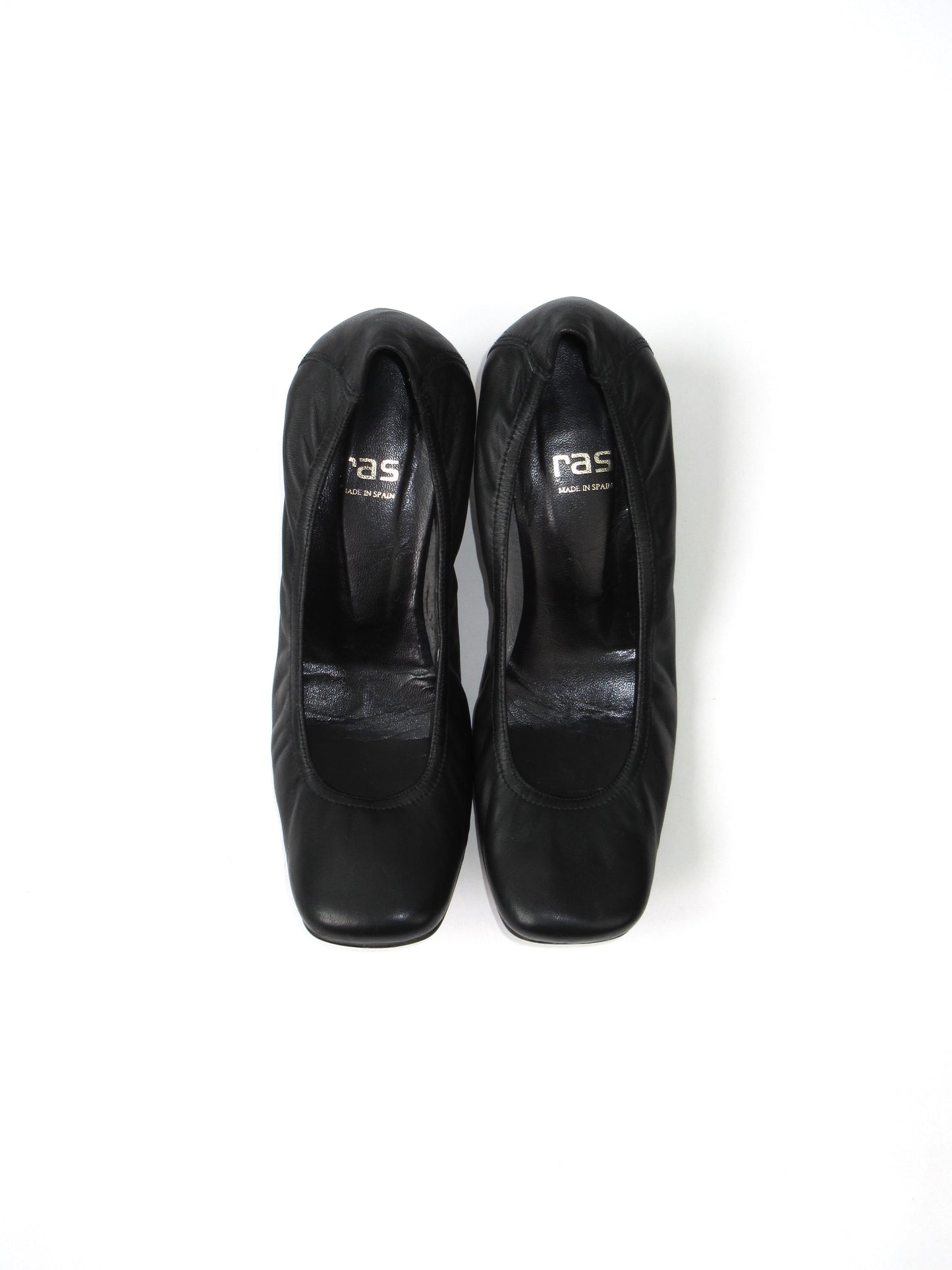 unique toe pumps