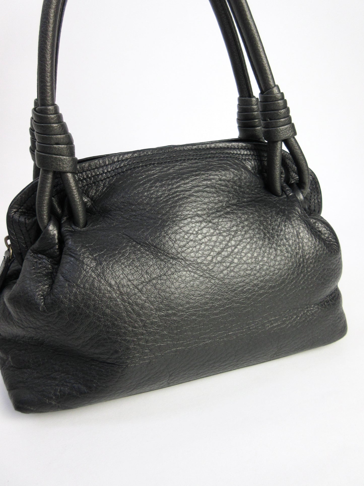 grained leather detail hand bag