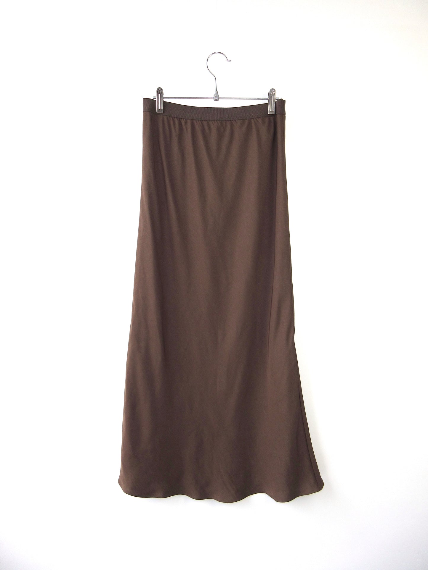 brown long skirt