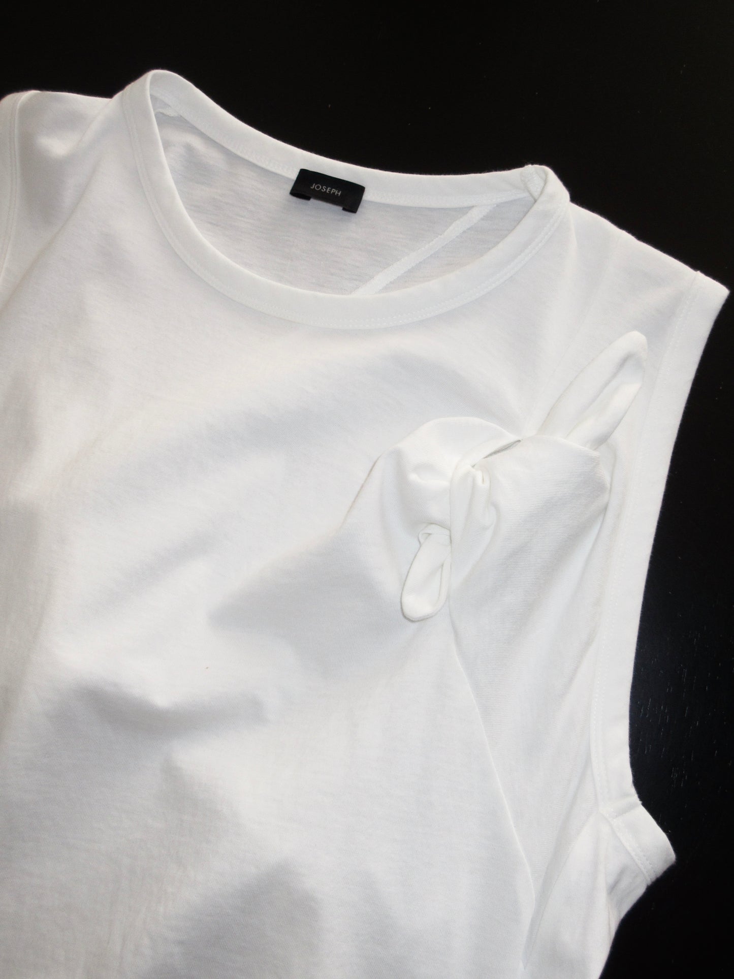 knot design sleeveless top