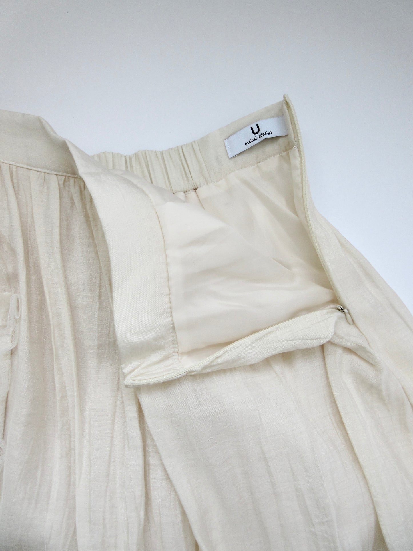 ivory volume frill skirt