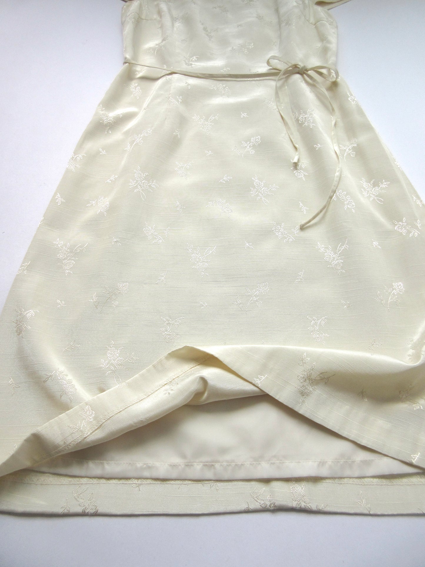 【used】light yellow flower pattern dress