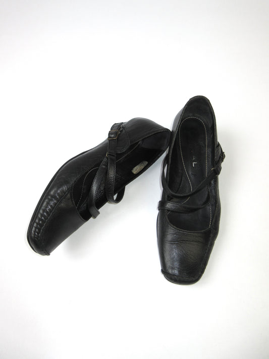 REGAL double strap pumps