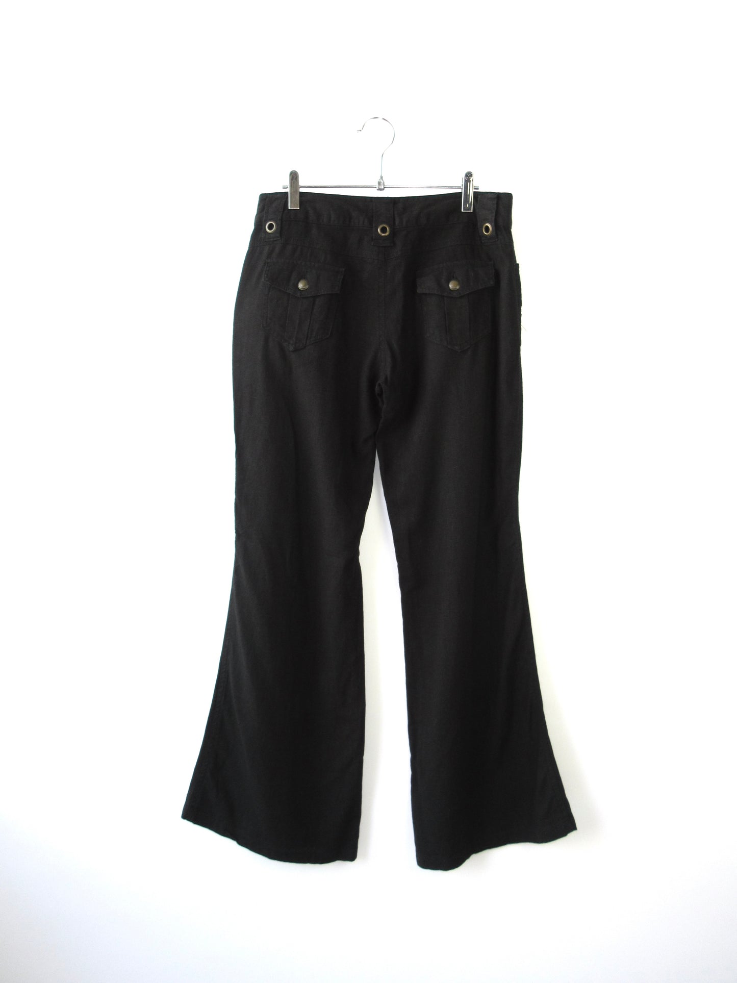 linen details pants