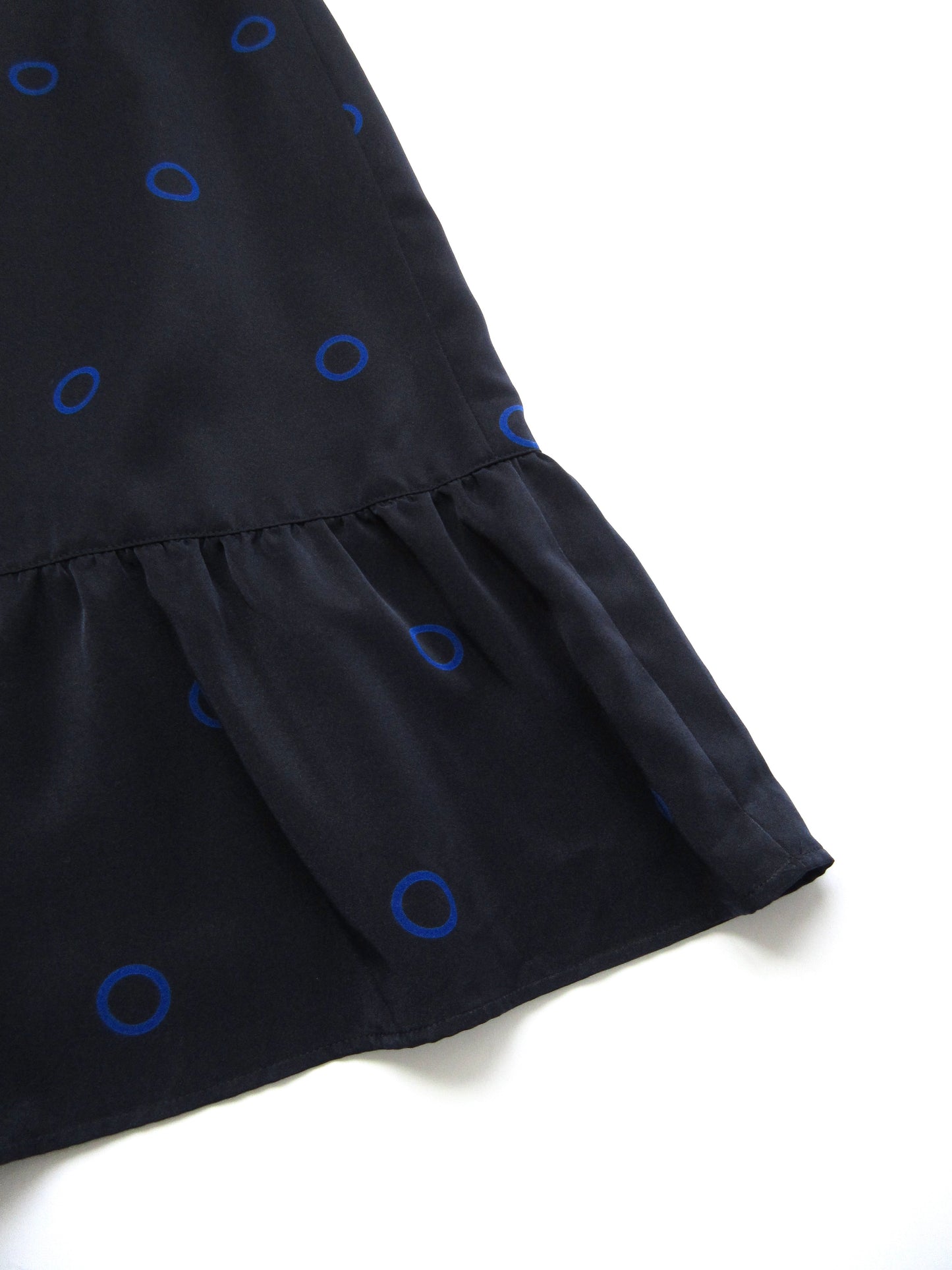 polka-dots navy skirt