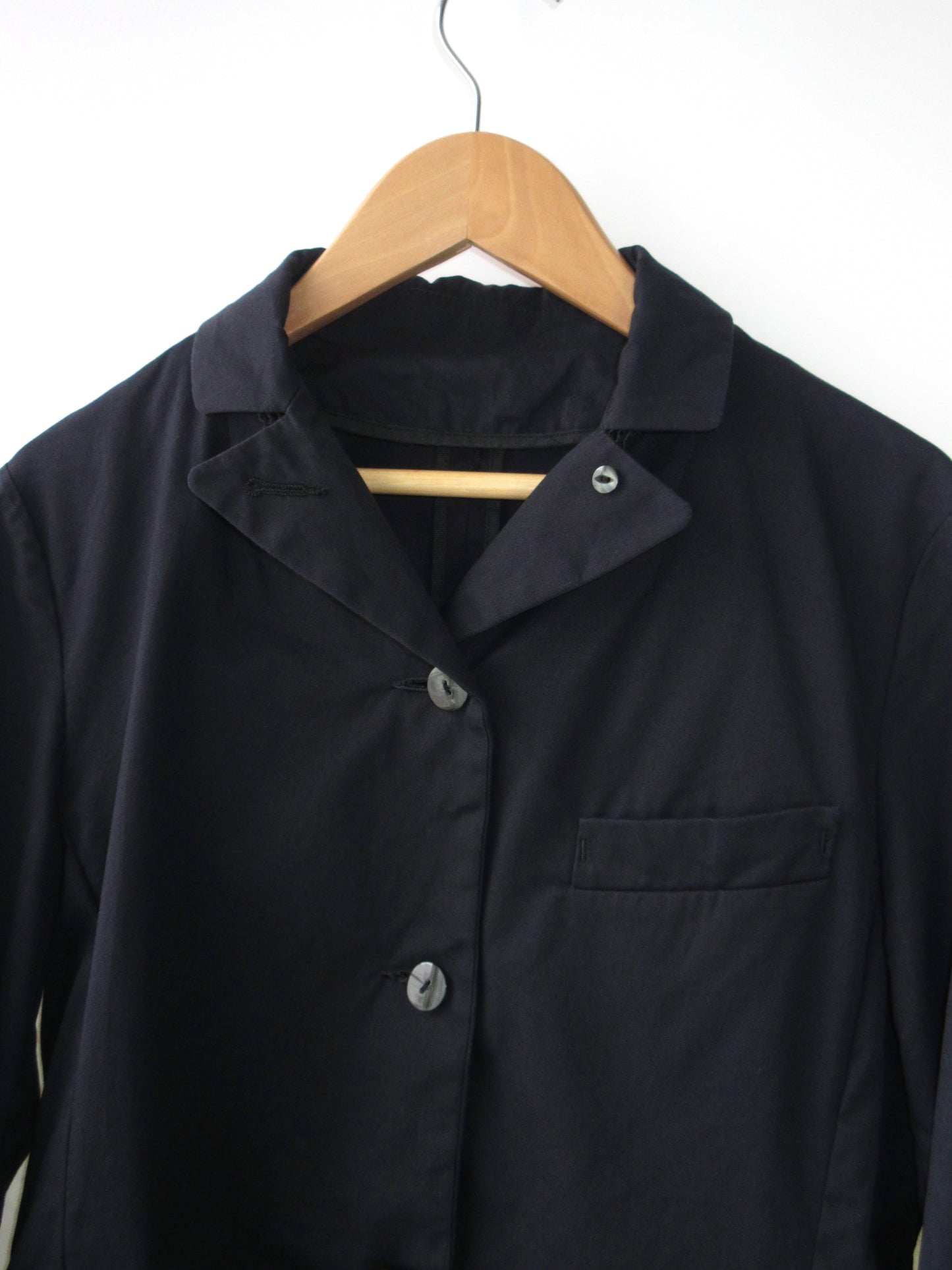 blanc basque navy jacket