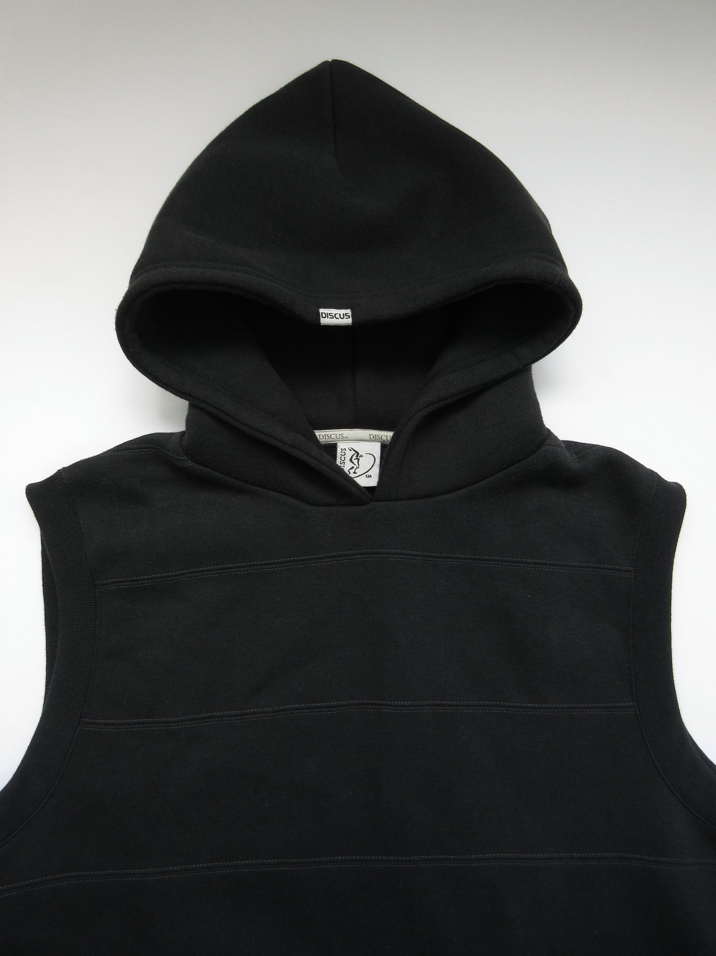 【used】sleeveless hoodie